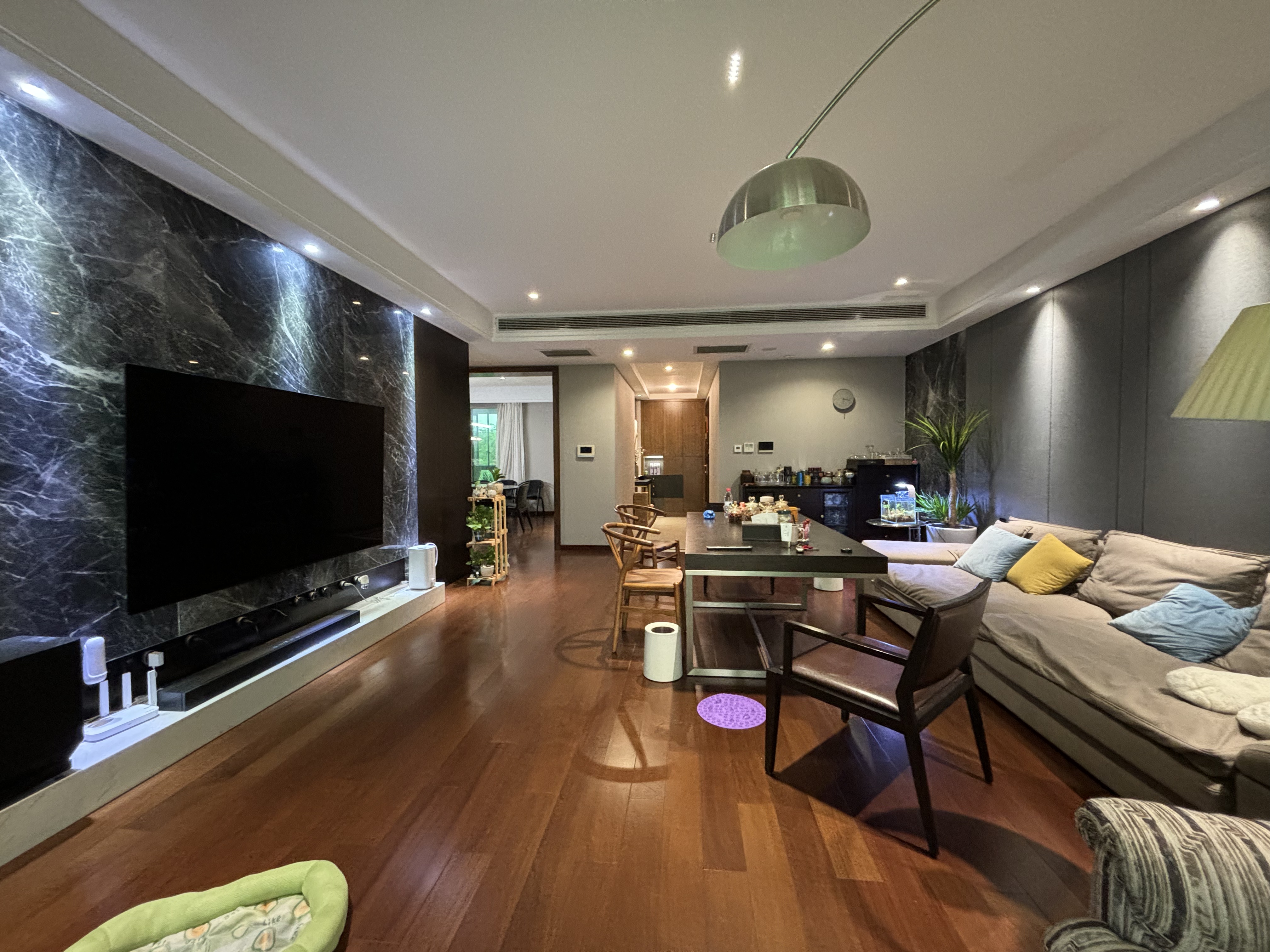 晋合湘水湾二期  4室2厅2卫    298.0万 晋合湘水湾二期  4室2厅2卫    298.0万室内图