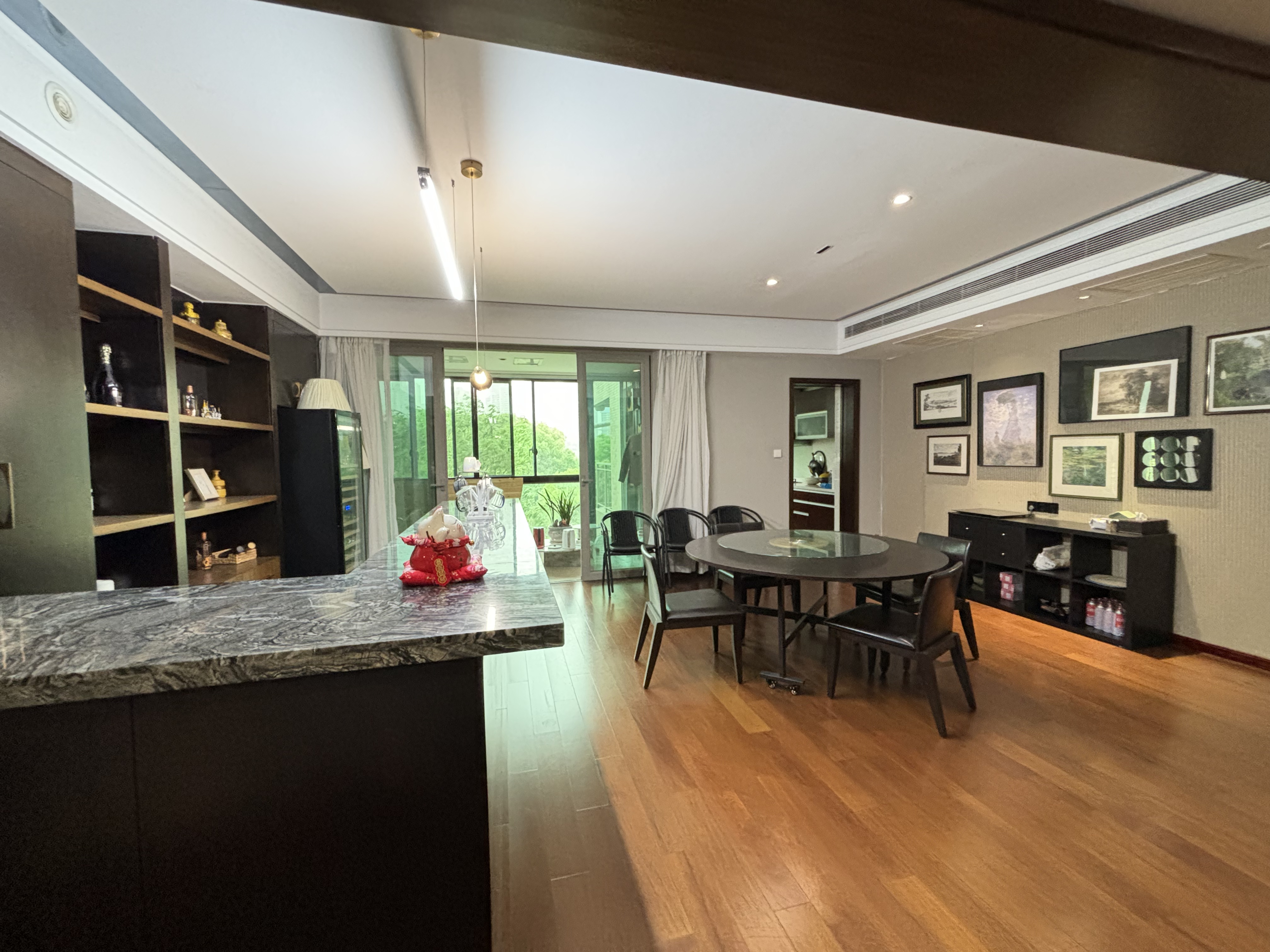 晋合湘水湾二期  4室2厅2卫    298.0万 晋合湘水湾二期  4室2厅2卫    298.0万室内图