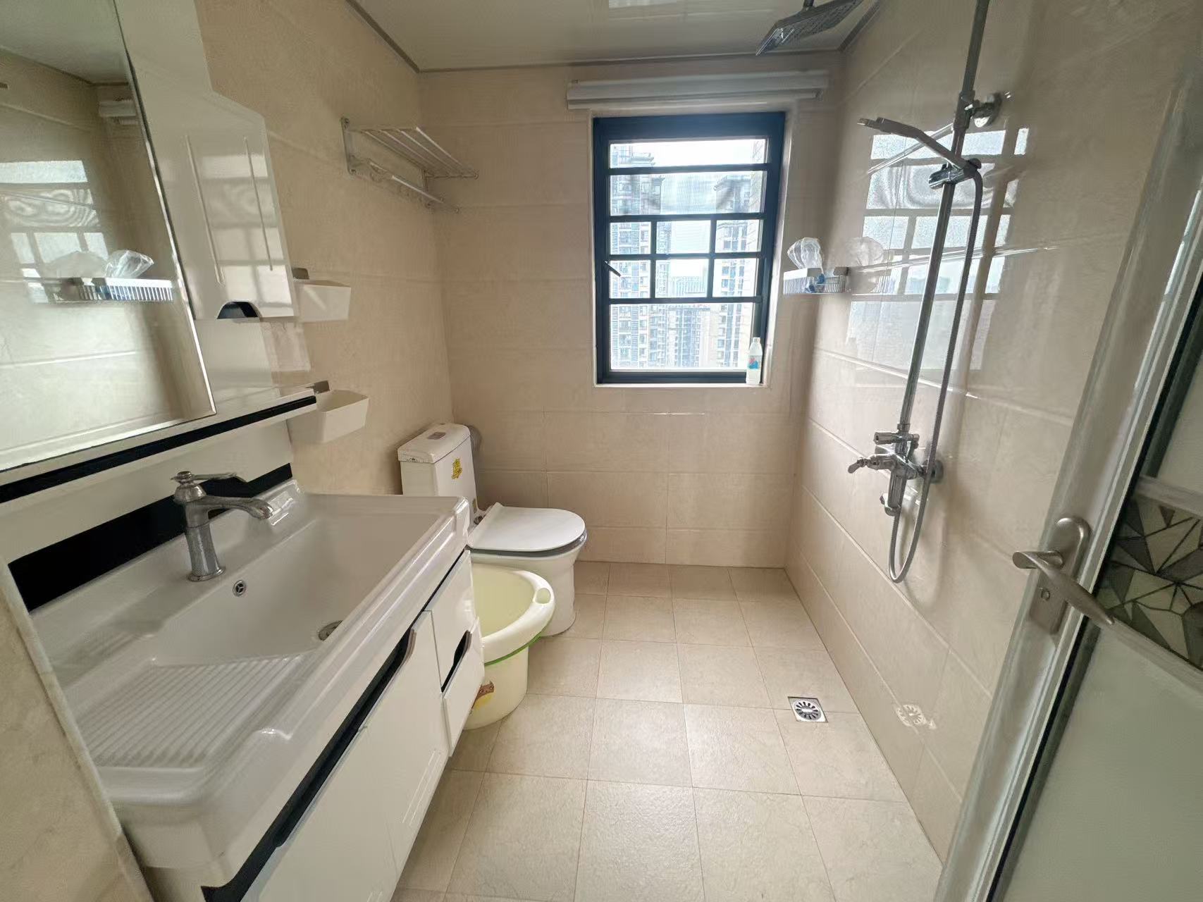 中建御山和苑 4室2厅2卫 81.8万 中建御山和苑 4室2厅2卫 81.8万室内图