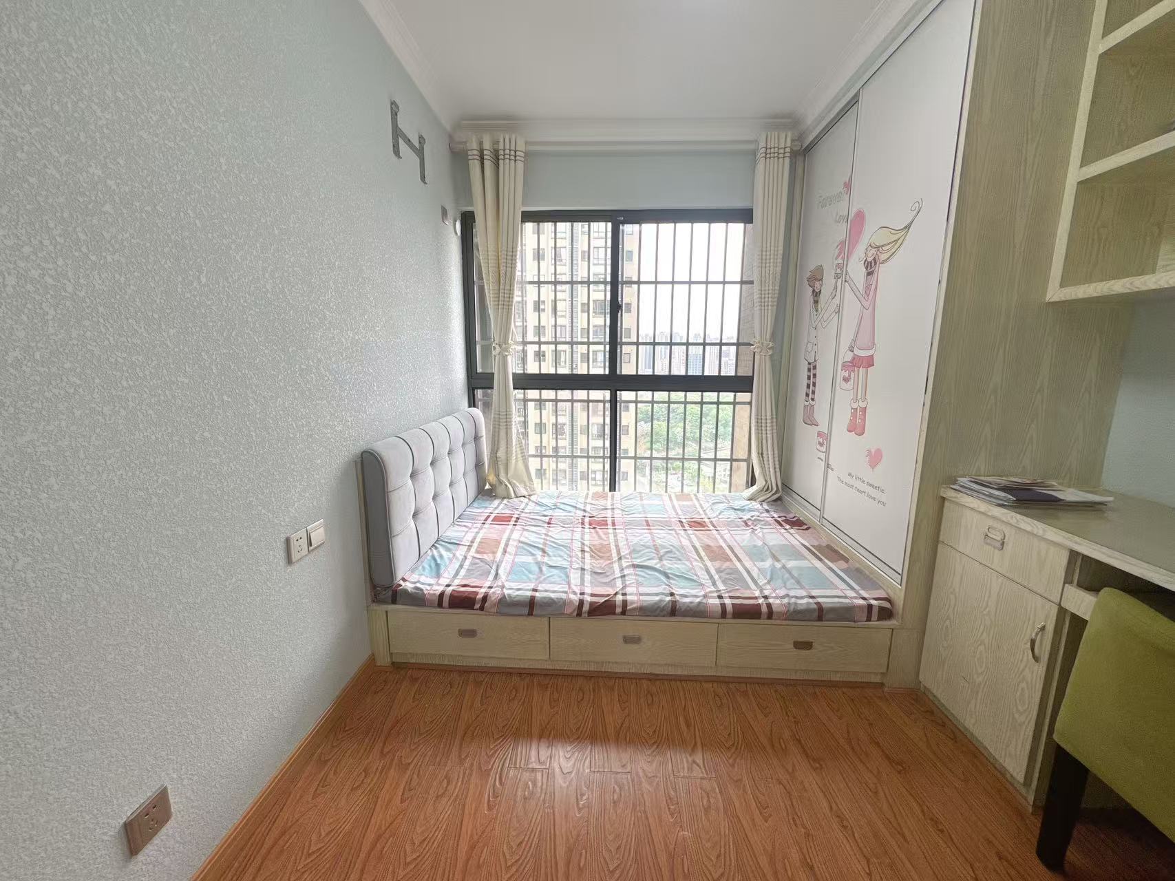 中建御山和苑 4室2厅2卫 81.8万 中建御山和苑 4室2厅2卫 81.8万室内图