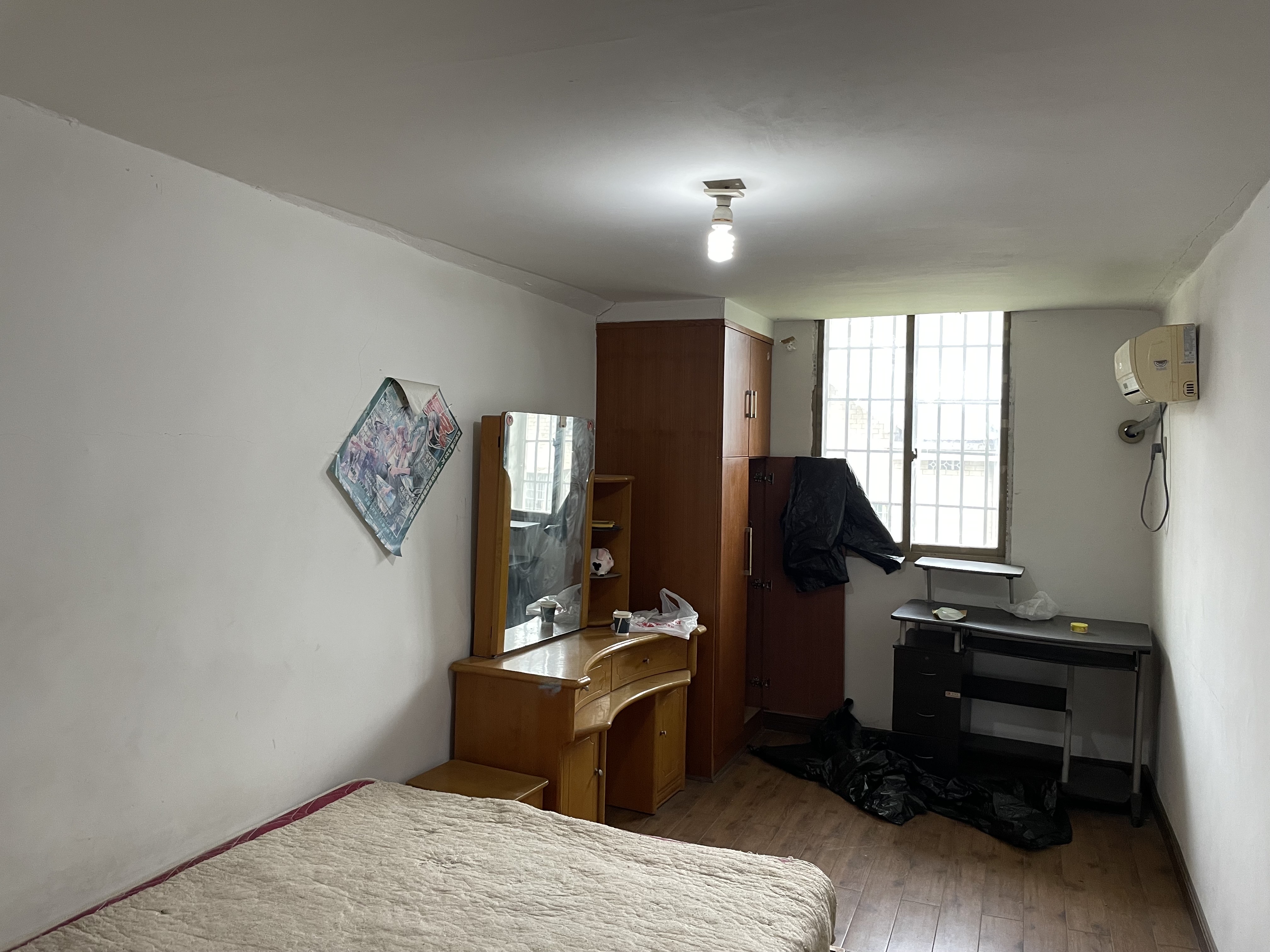 世纪花城 3室2厅2卫 36.8万 世纪花城 3室2厅2卫 36.8万客厅