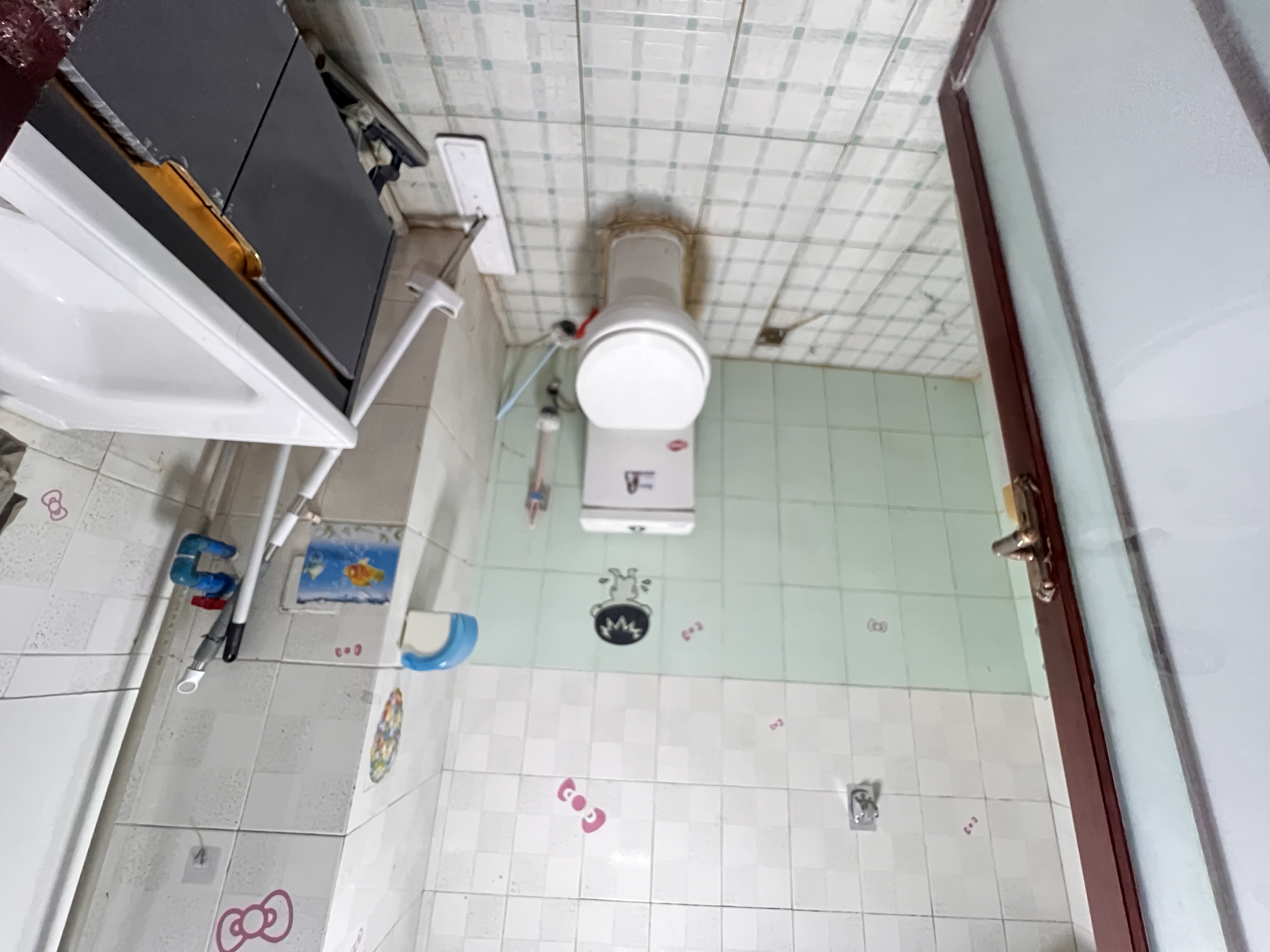 诚田大厦 2室2厅1卫 2100.0元/月 诚田大厦 2室2厅1卫 2100.0元/月室内图