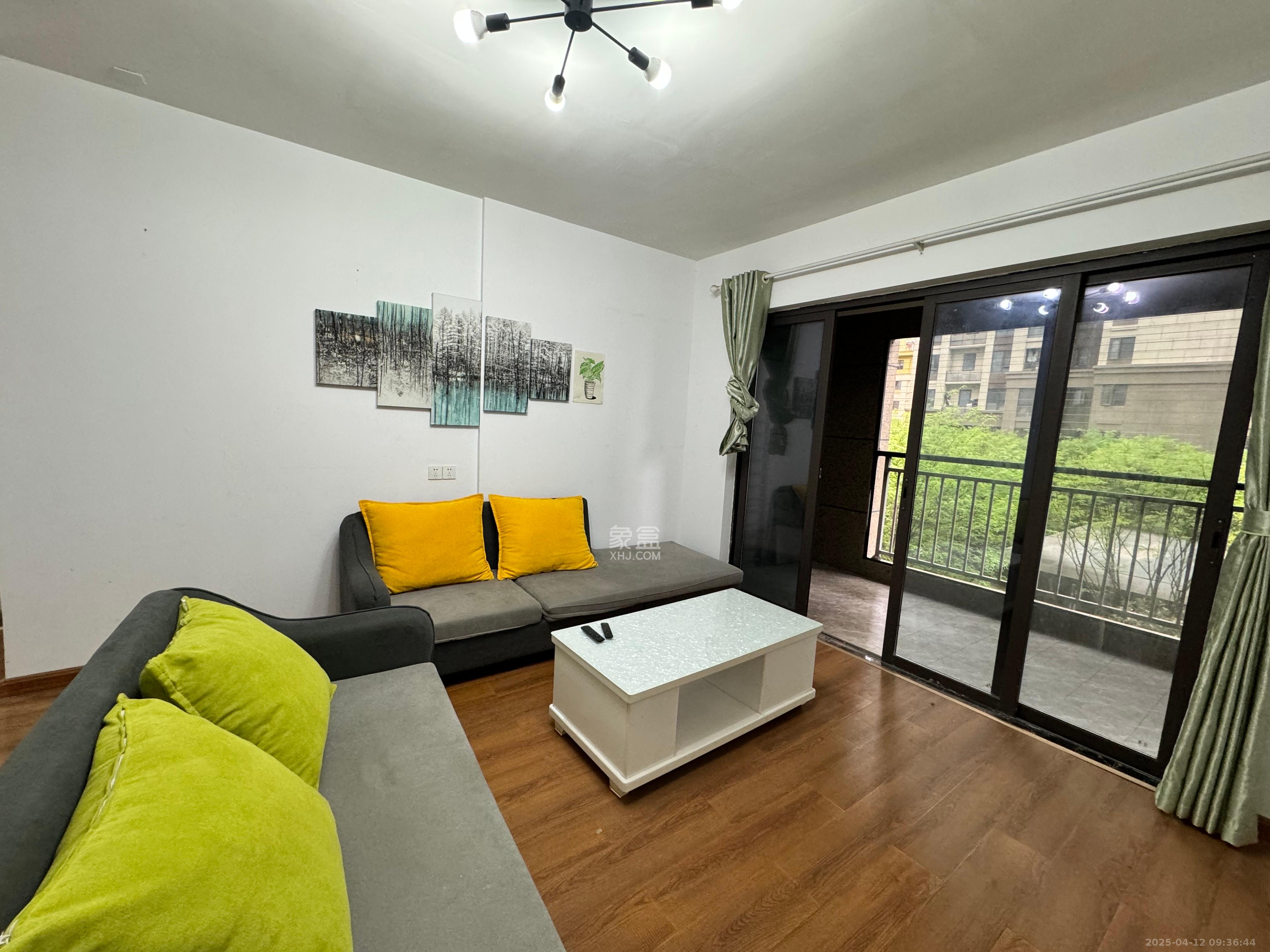 龙湖春江悦茗 3室2厅2卫 2800.0元/月 龙湖春江悦茗 3室2厅2卫 2800.0元/月室内图