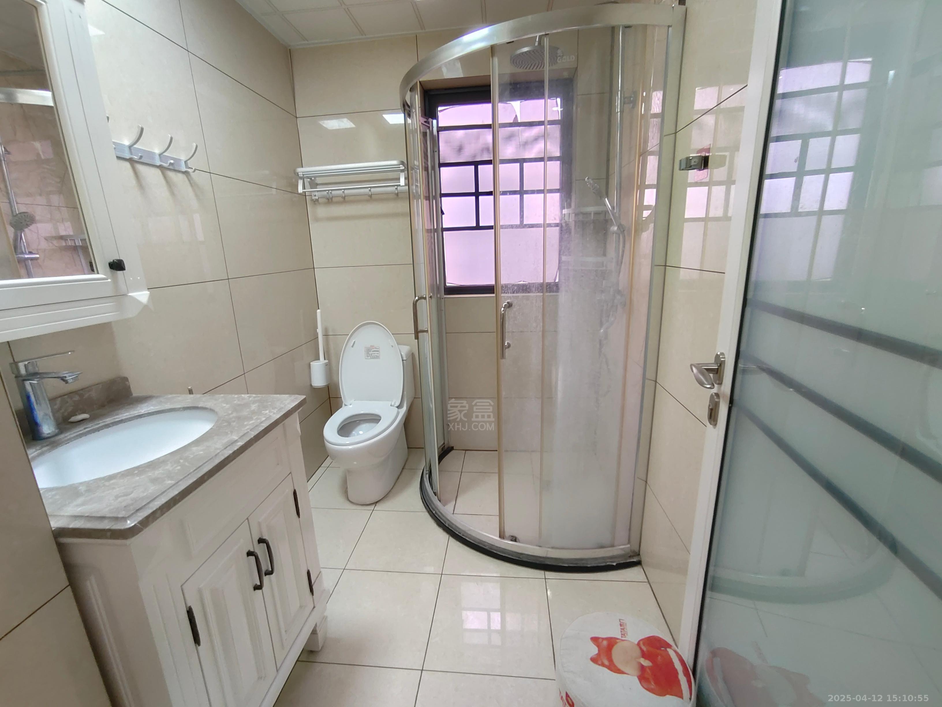 中建御山和苑  4室2厅2卫   2650.00元/月室内图