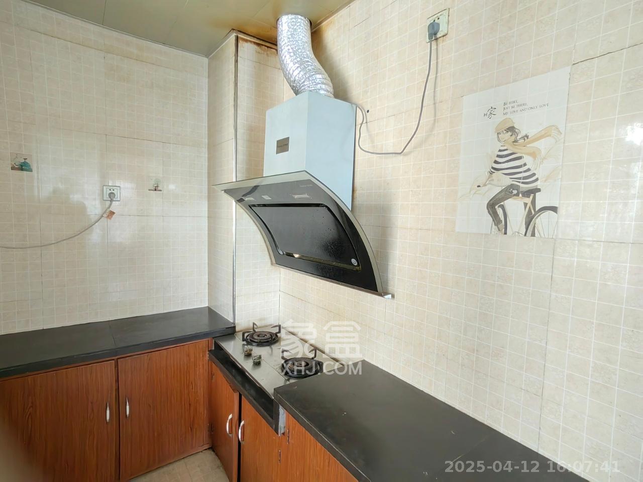 中悦领秀金都 2室2厅1卫 1300.0元/月 中悦领秀金都 2室2厅1卫 1300.0元/月室内图