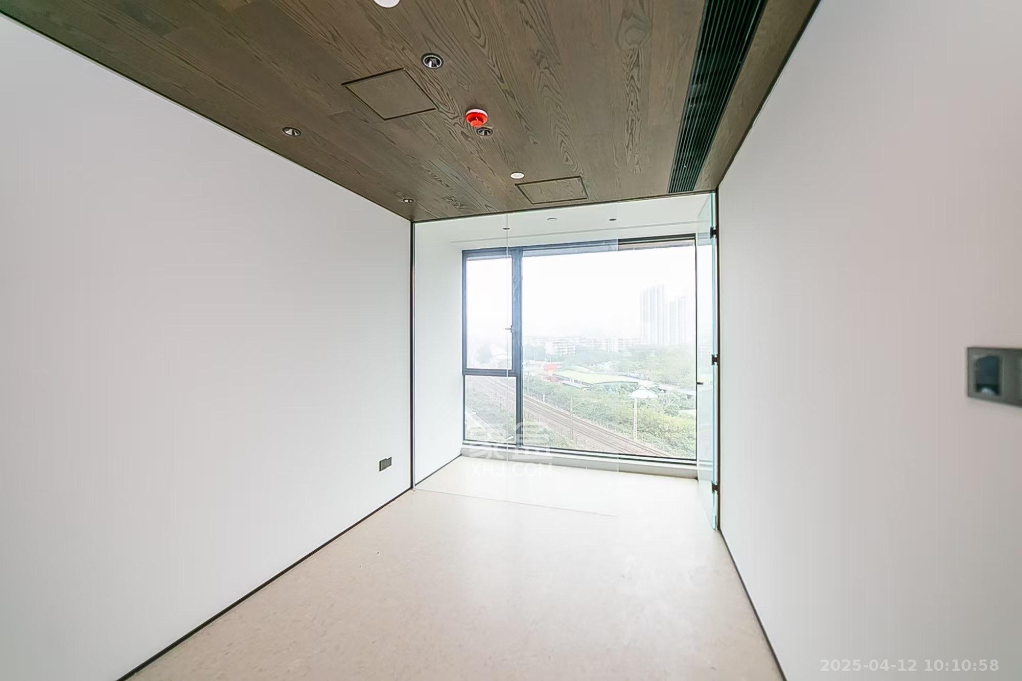 万科紫台 4室2厅3卫 15000.0元/月 万科紫台 4室2厅3卫 15000.0元/月室内图