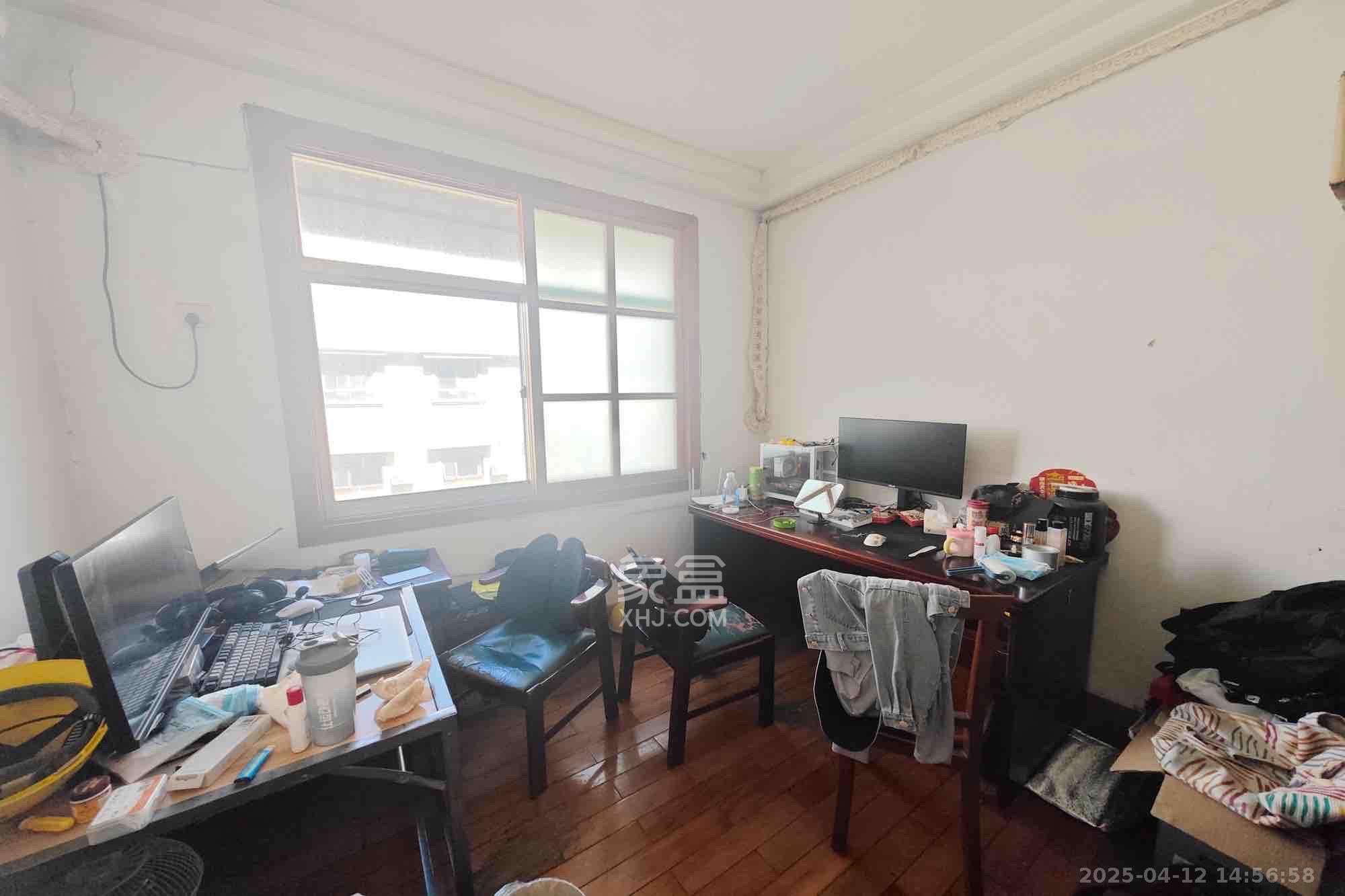 法官公寓 3室2厅1卫 2000.0元/月 法官公寓 3室2厅1卫 2000.0元/月室内图