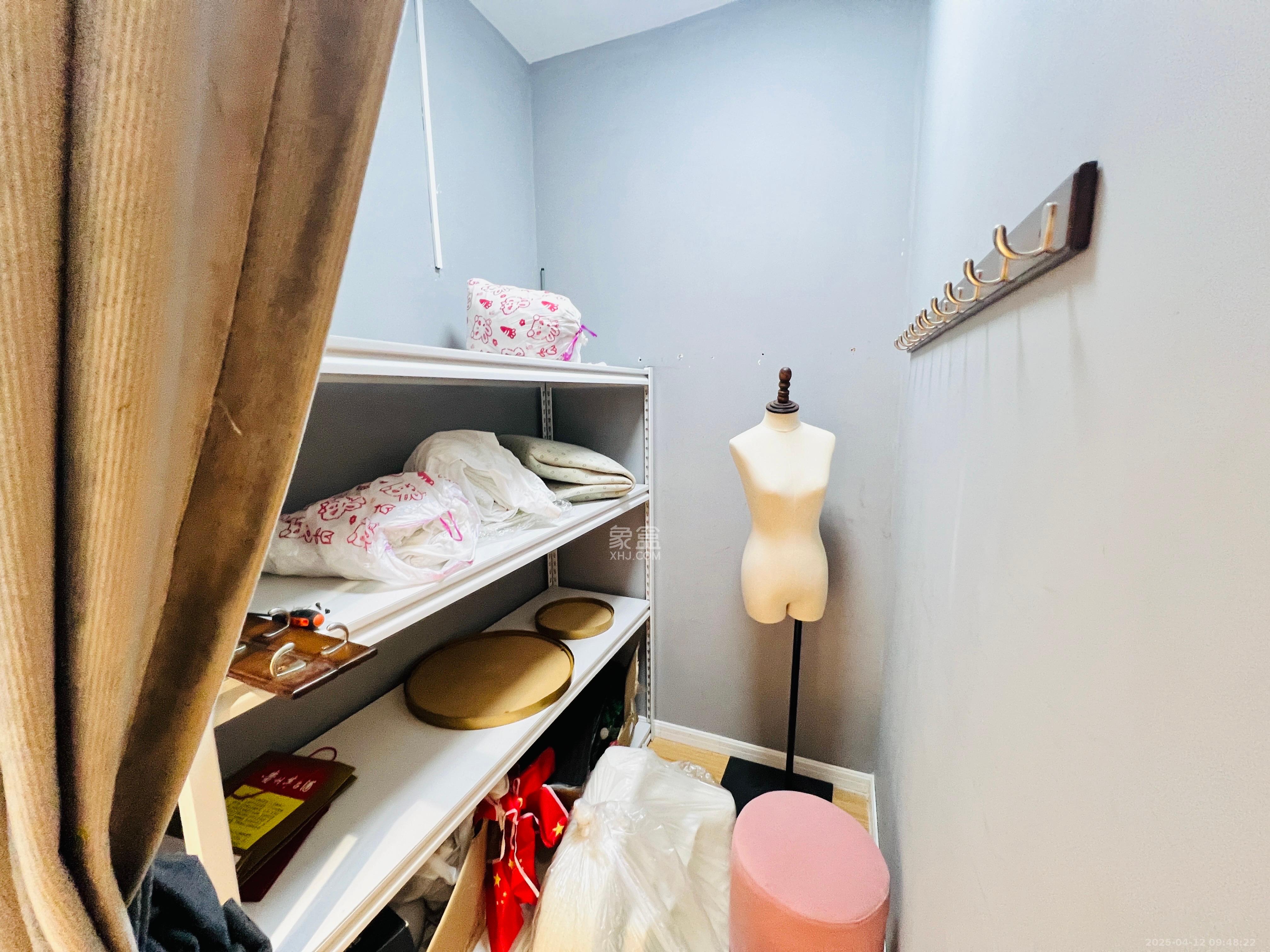 摩天一号  1室1厅1卫    4500.0元/月室内图