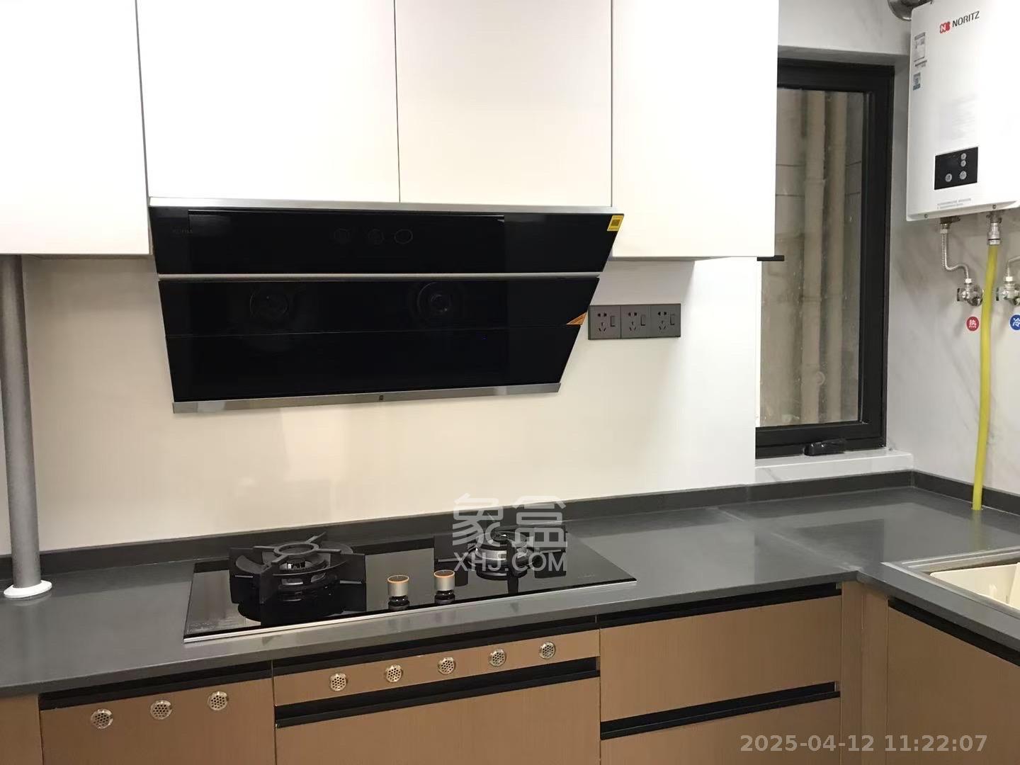 万科里金域国际  3室2厅2卫    4300.0元/月 万科里金域国际  3室2厅2卫    4300.0元/月室内图