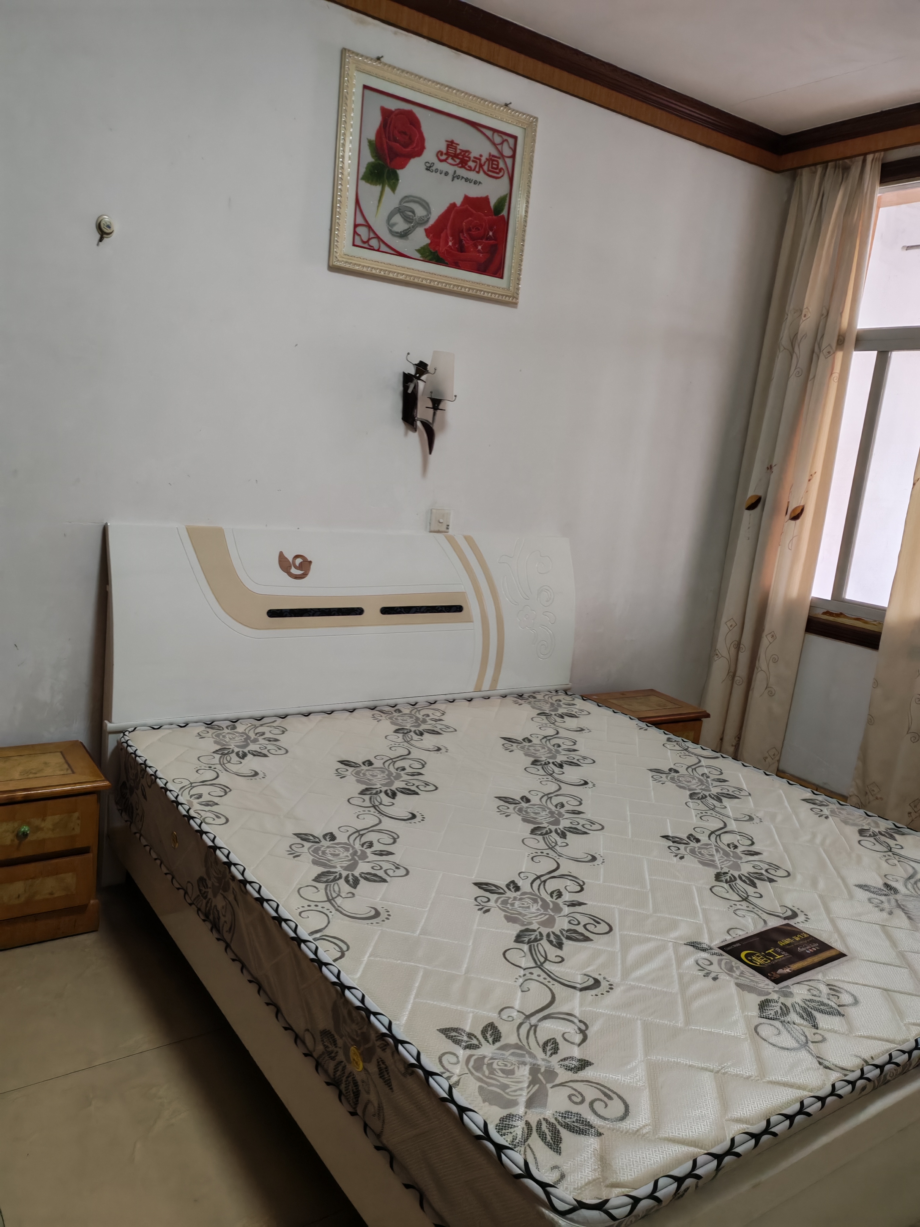 五金建材市场一期 1室0厅0卫 1000.0元/月 五金建材市场一期 1室0厅0卫 1000.0元/月室内图