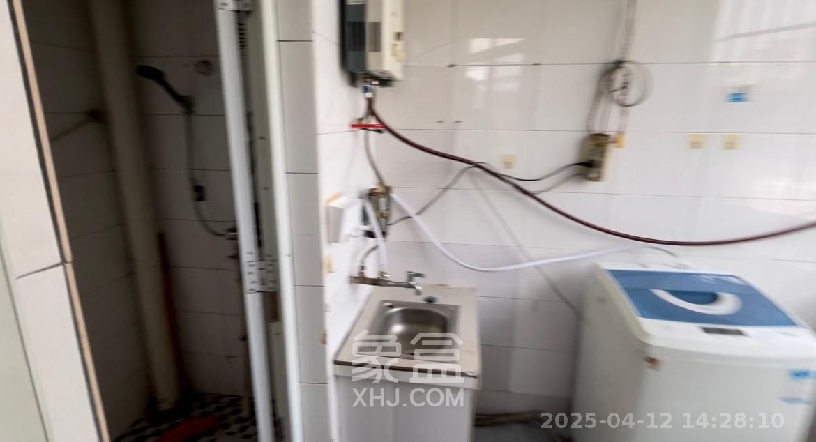 竹山塘小区 1室1厅1卫 1000.0元/月 竹山塘小区 1室1厅1卫 1000.0元/月室内图