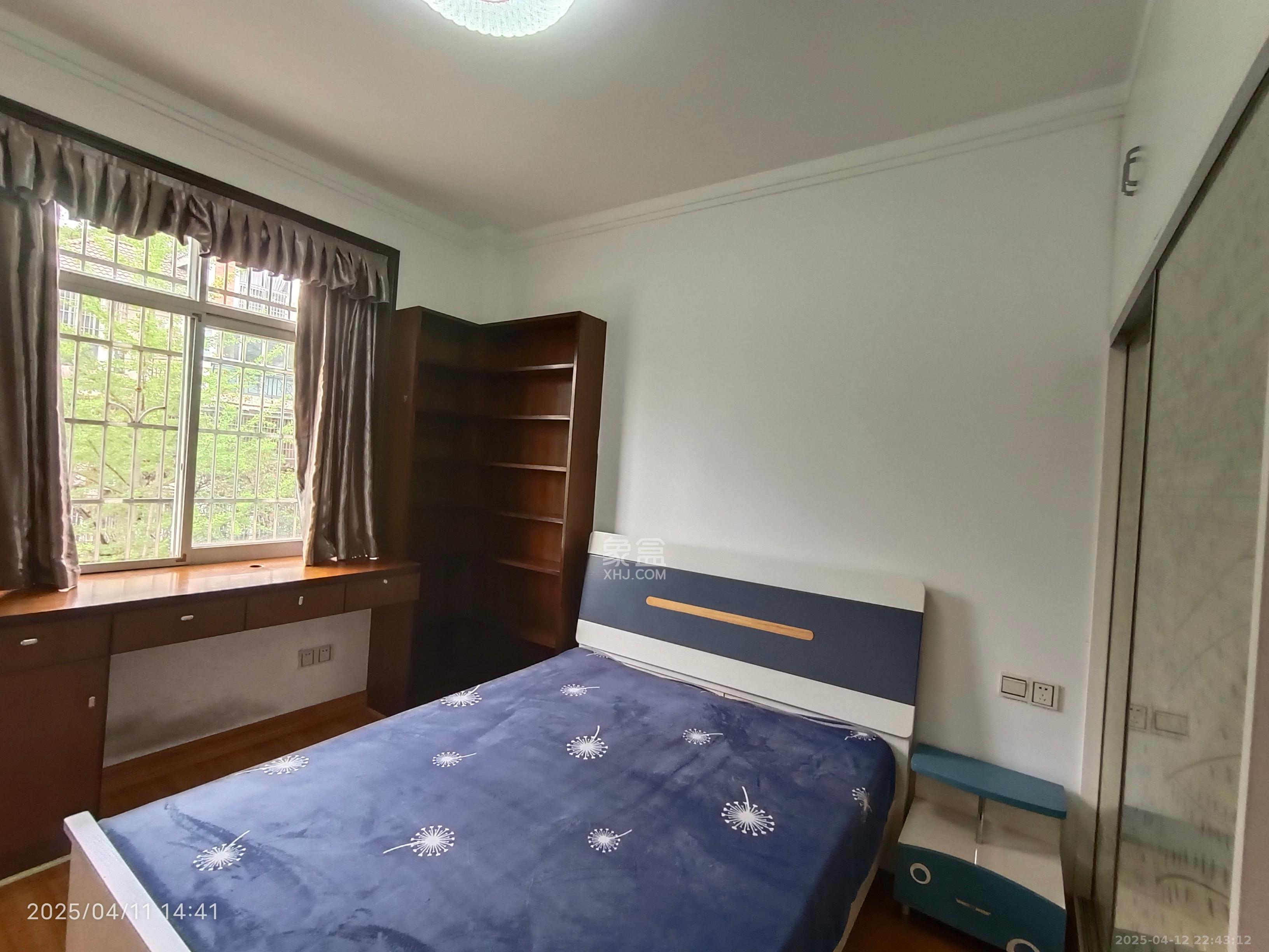 山水人家一二期 4室2厅3卫 2500.0元/月 山水人家一二期 4室2厅3卫 2500.0元/月室内图