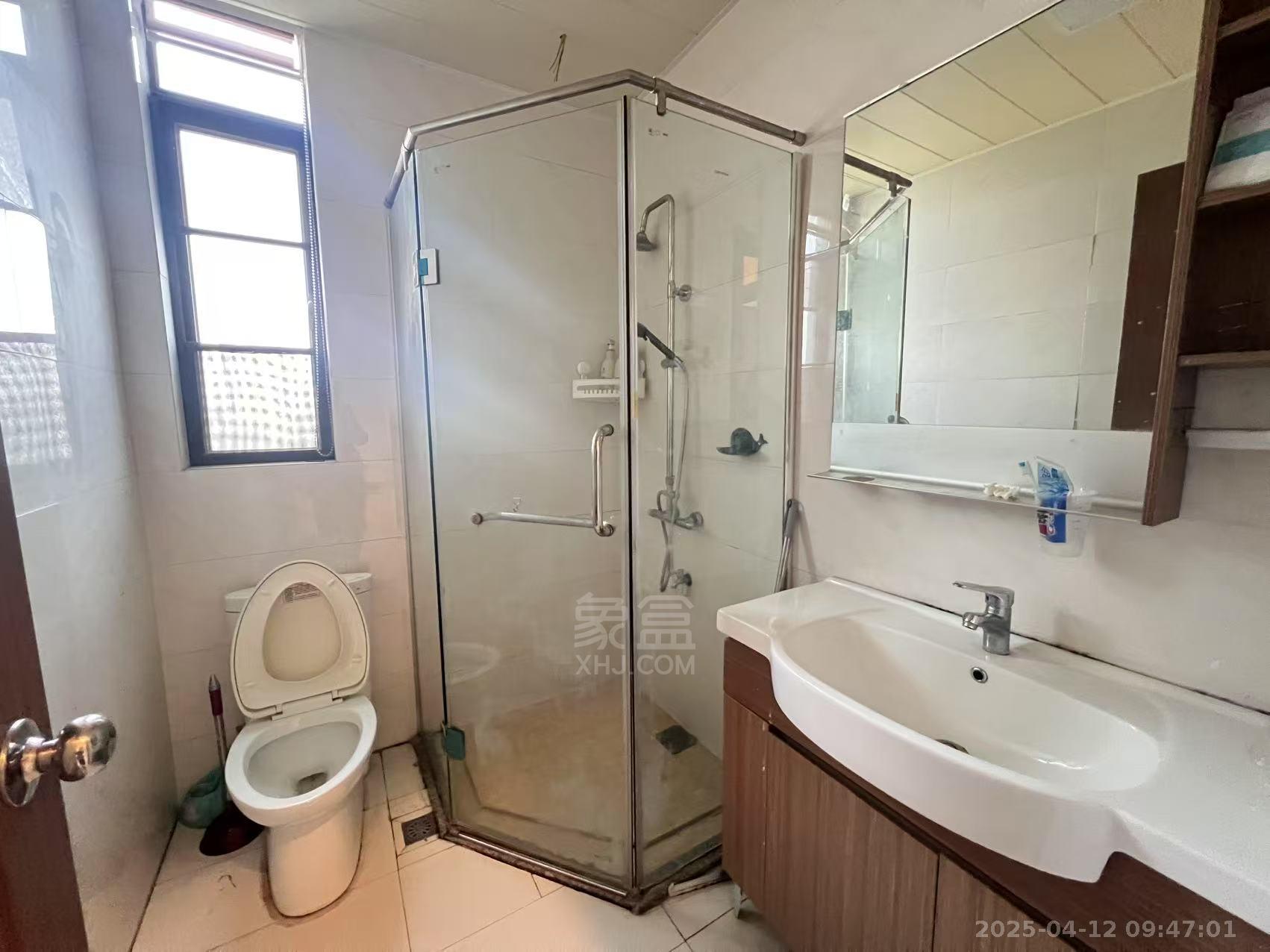 碧桂园 2室2厅1卫 1300.0元/月 碧桂园 2室2厅1卫 1300.0元/月室内图