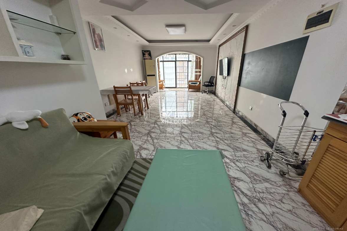 麓江春  2室1厅1卫    2800.0元/月 麓江春  2室1厅1卫    2800.0元/月室内图