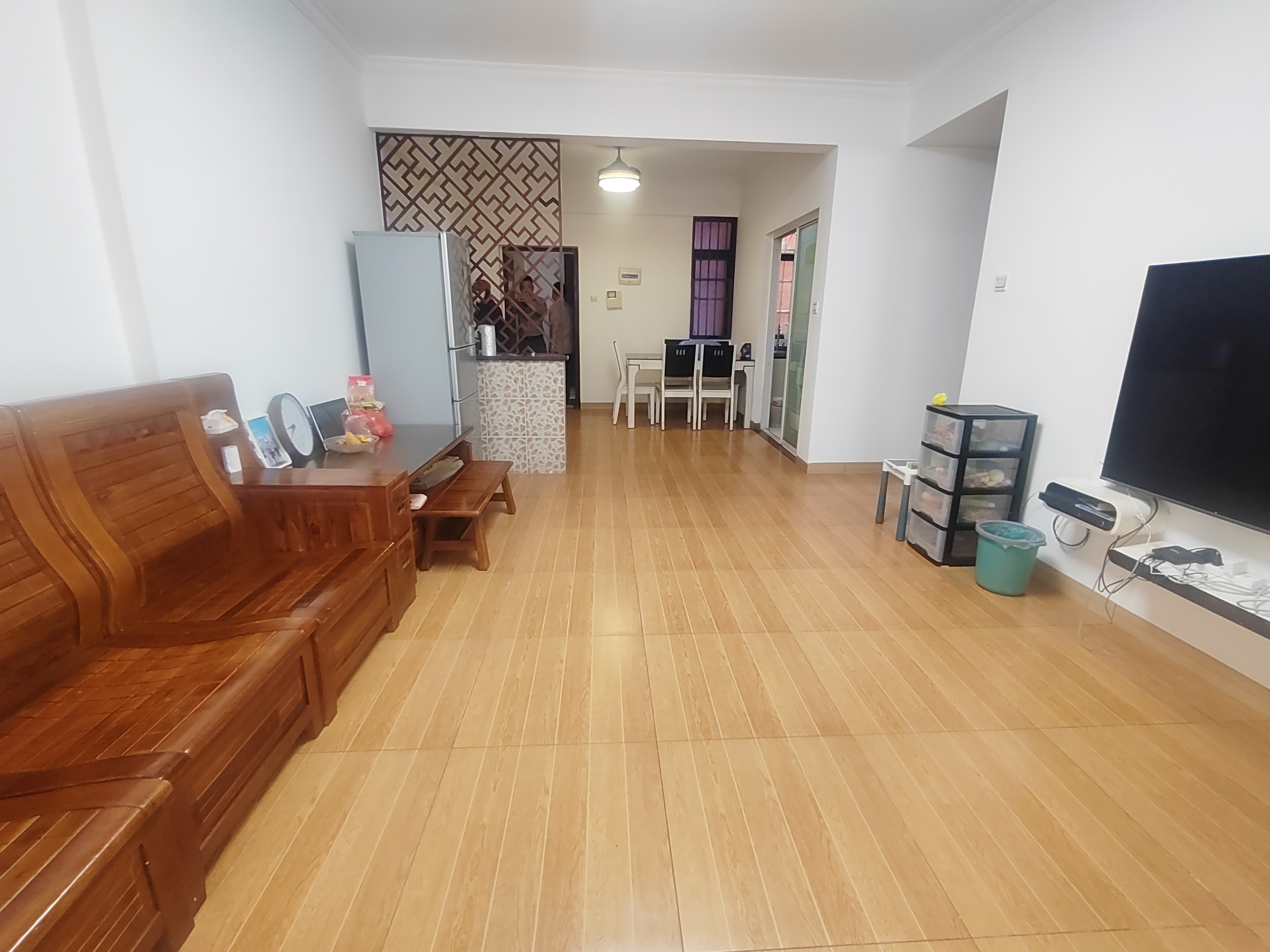 福祥家园  3室2厅2卫   129.80万客厅