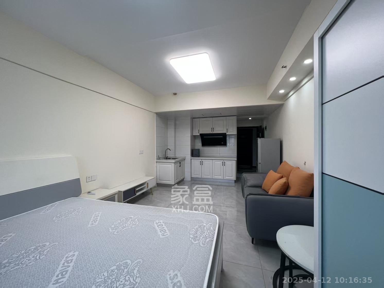 鑫远御文台一期 1室1厅1卫 1300.0元/月 鑫远御文台一期 1室1厅1卫 1300.0元/月室内图