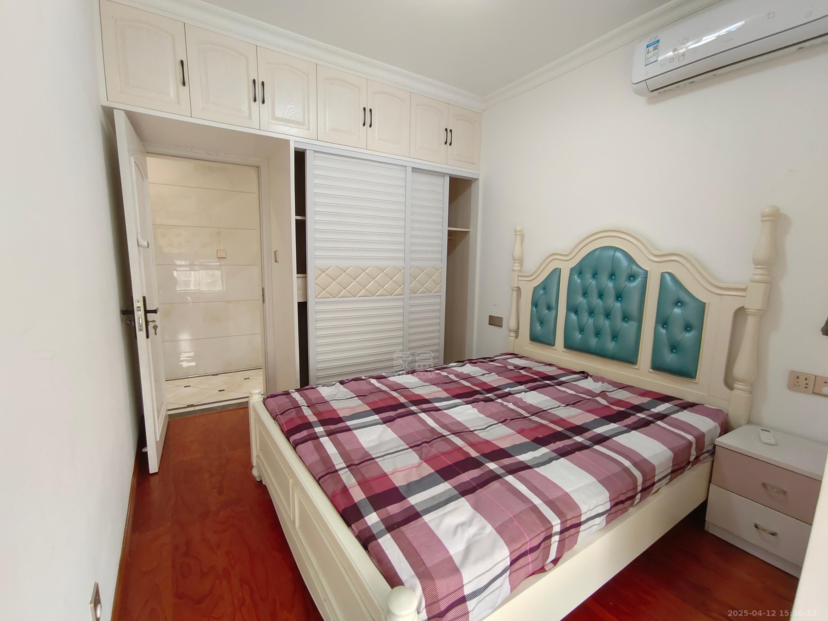 中建御山和苑 4室2厅2卫 2650.0元/月 中建御山和苑 4室2厅2卫 2650.0元/月室内图