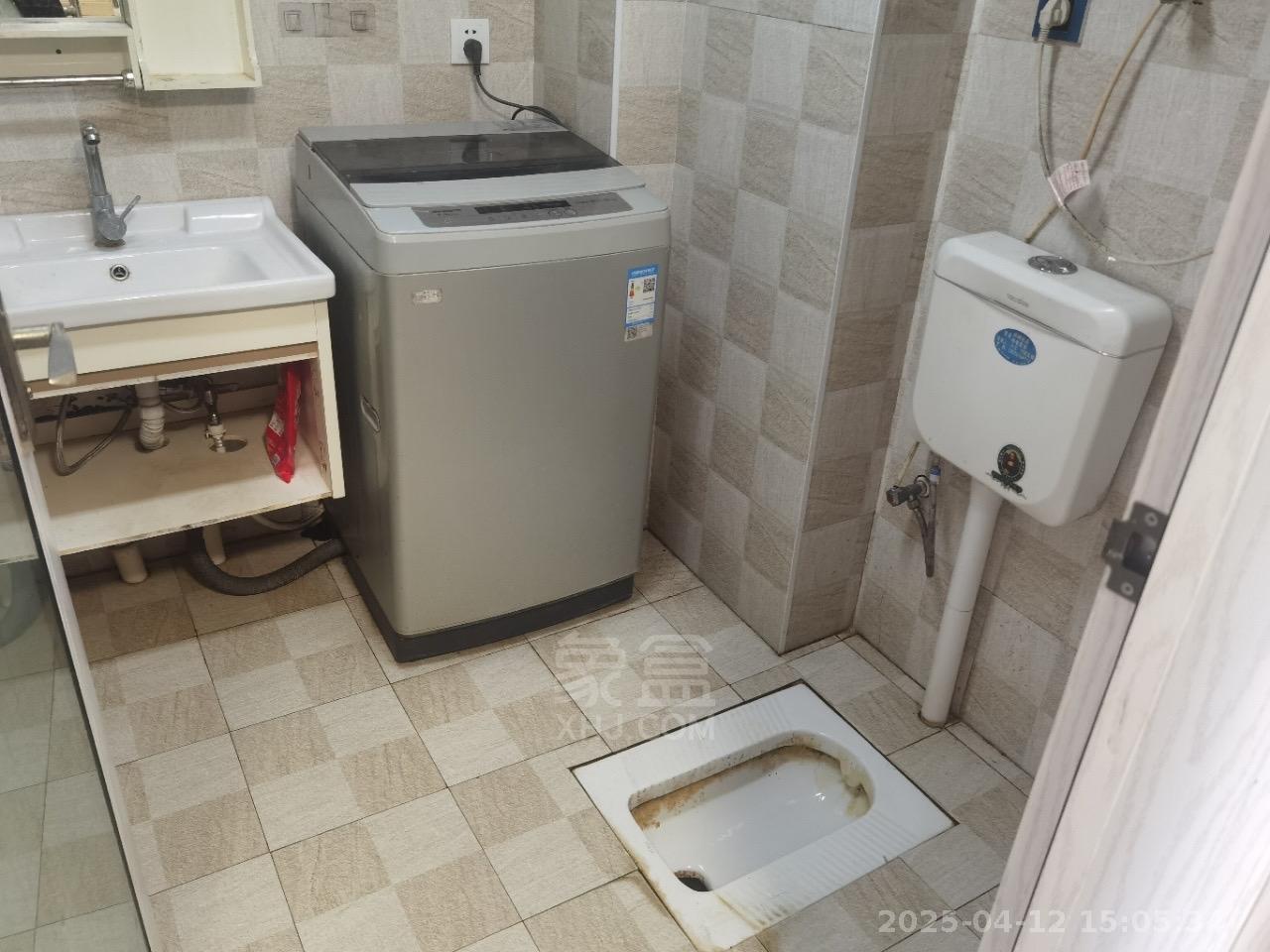 美的城三期 1室1厅1卫 1200.0元/月 美的城三期 1室1厅1卫 1200.0元/月室内图