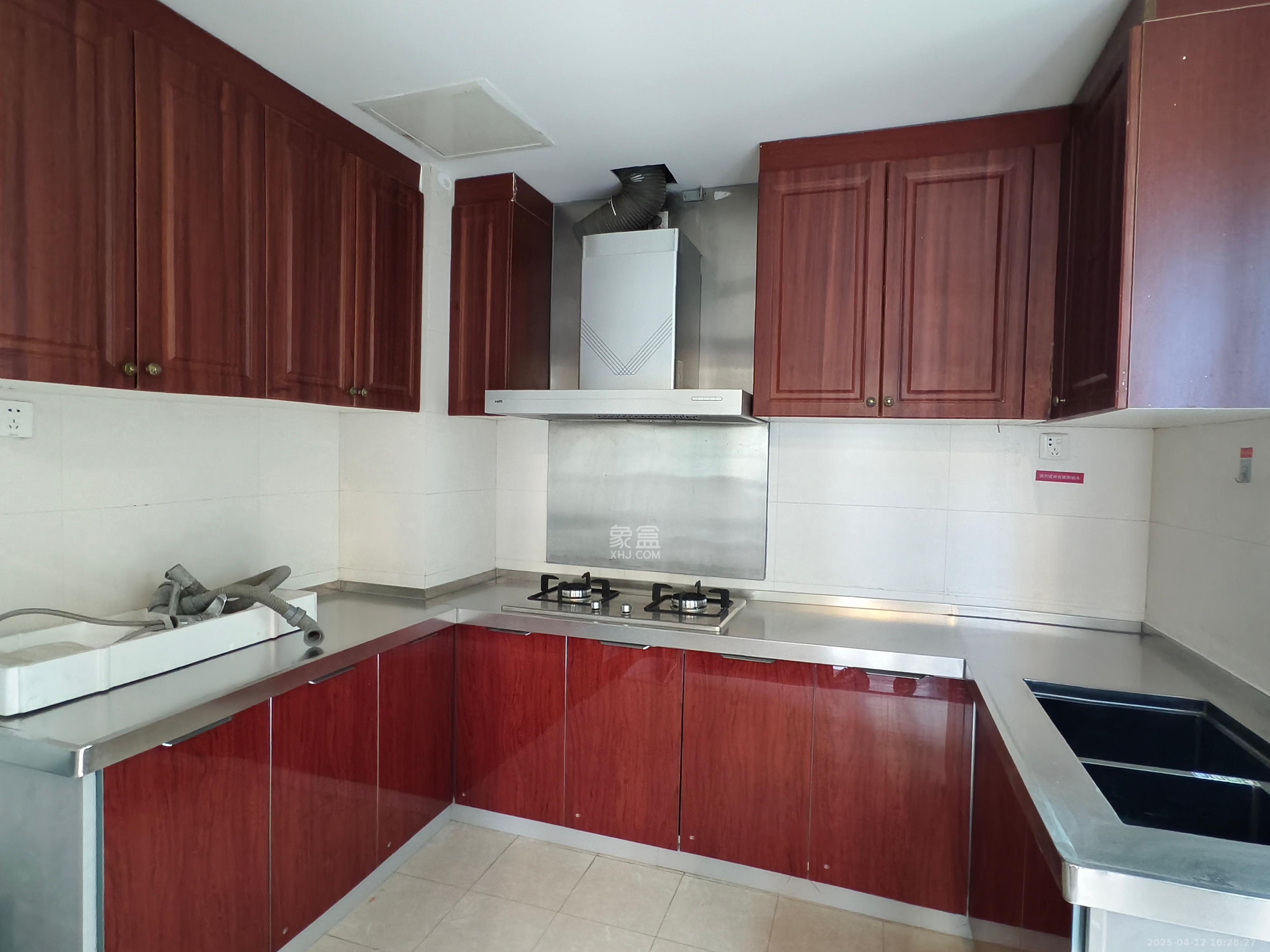 恒大御景湾 3室2厅1卫 3000.0元/月 恒大御景湾 3室2厅1卫 3000.0元/月室内图