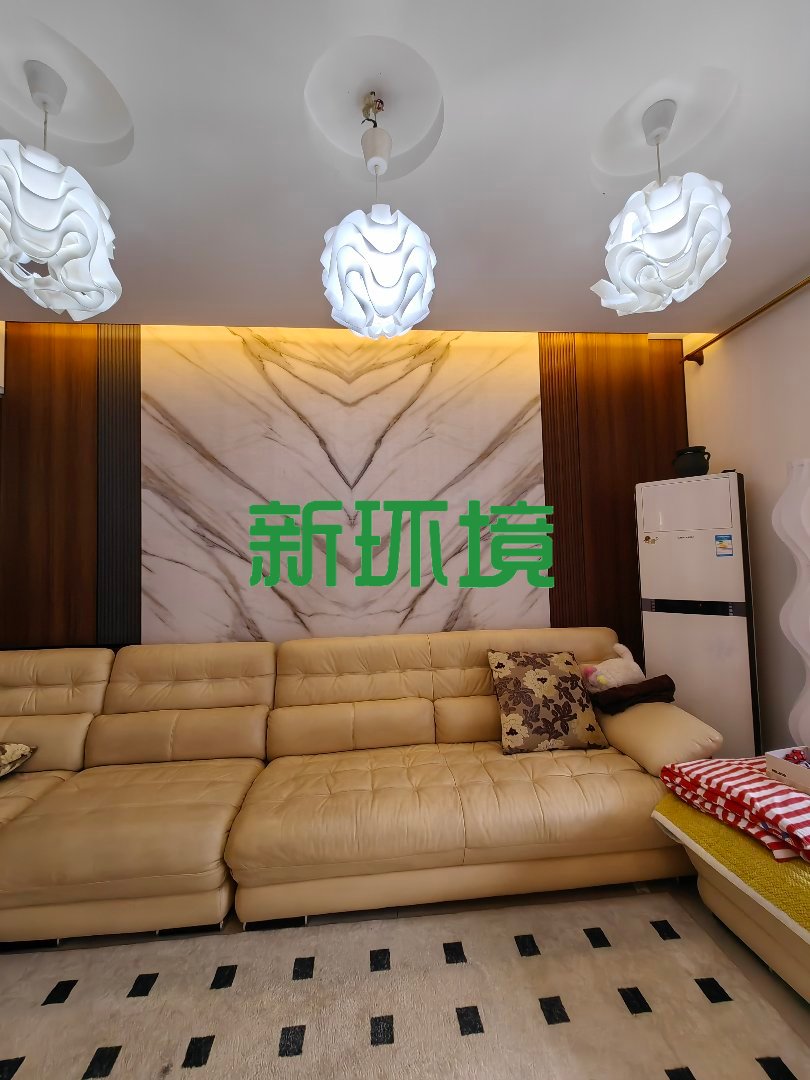 汇景名都  1室0厅0卫   88.00万客厅