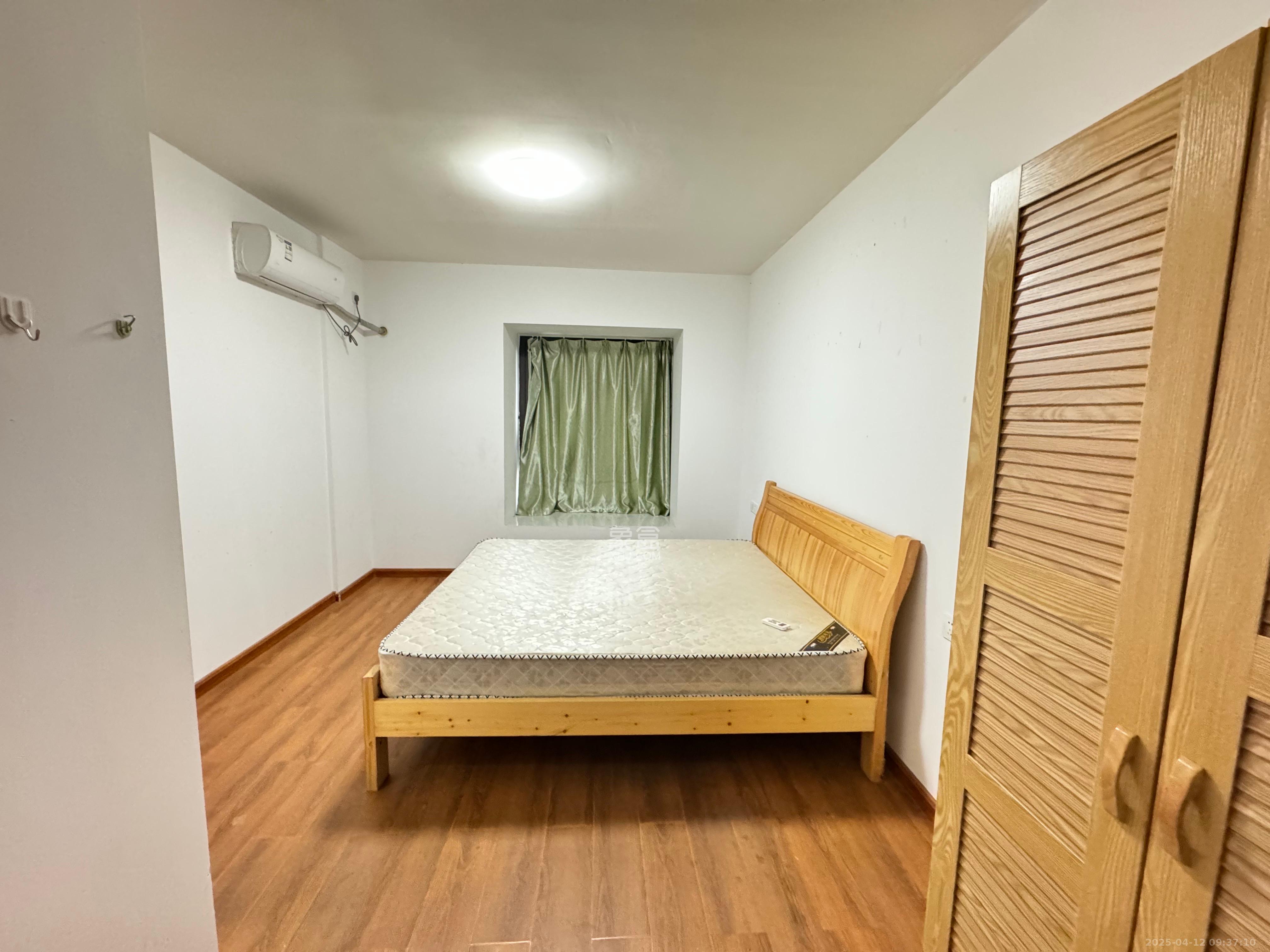 龙湖春江悦茗 3室2厅2卫 2800.0元/月 龙湖春江悦茗 3室2厅2卫 2800.0元/月室内图