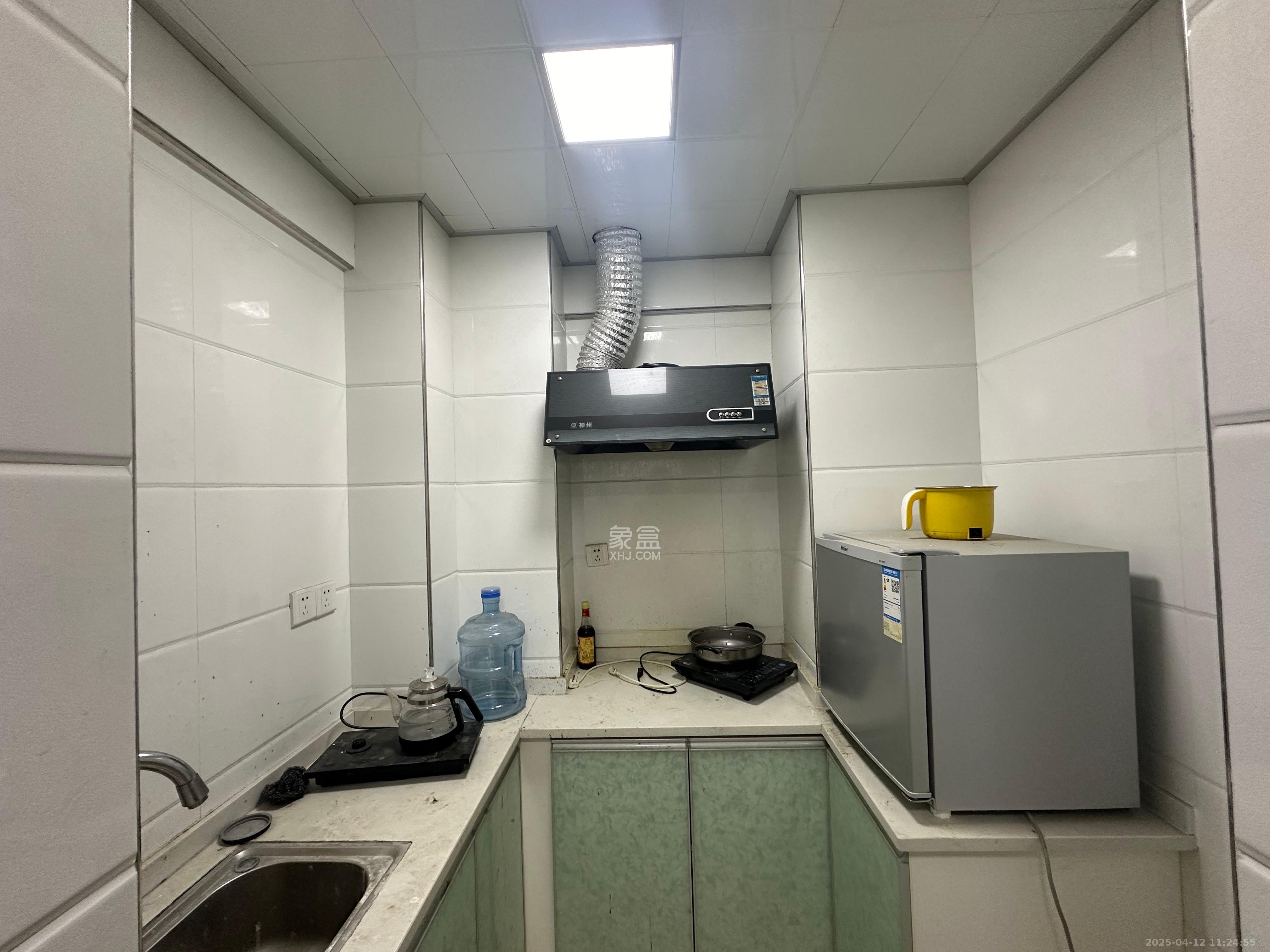 钰龙天下二期(钰龙佳园) 1室1厅1卫 1600.0元/月 钰龙天下二期(钰龙佳园) 1室1厅1卫 1600.0元/月室内图