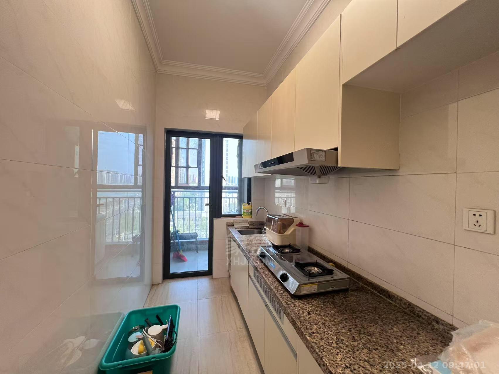 碧桂园 2室2厅1卫 1300.0元/月 碧桂园 2室2厅1卫 1300.0元/月室内图