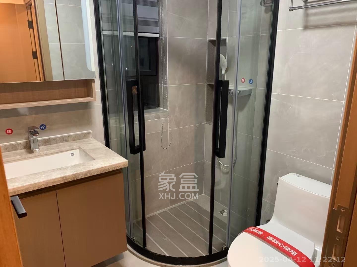 万科里金域国际  3室2厅2卫    4300.0元/月 万科里金域国际  3室2厅2卫    4300.0元/月室内图