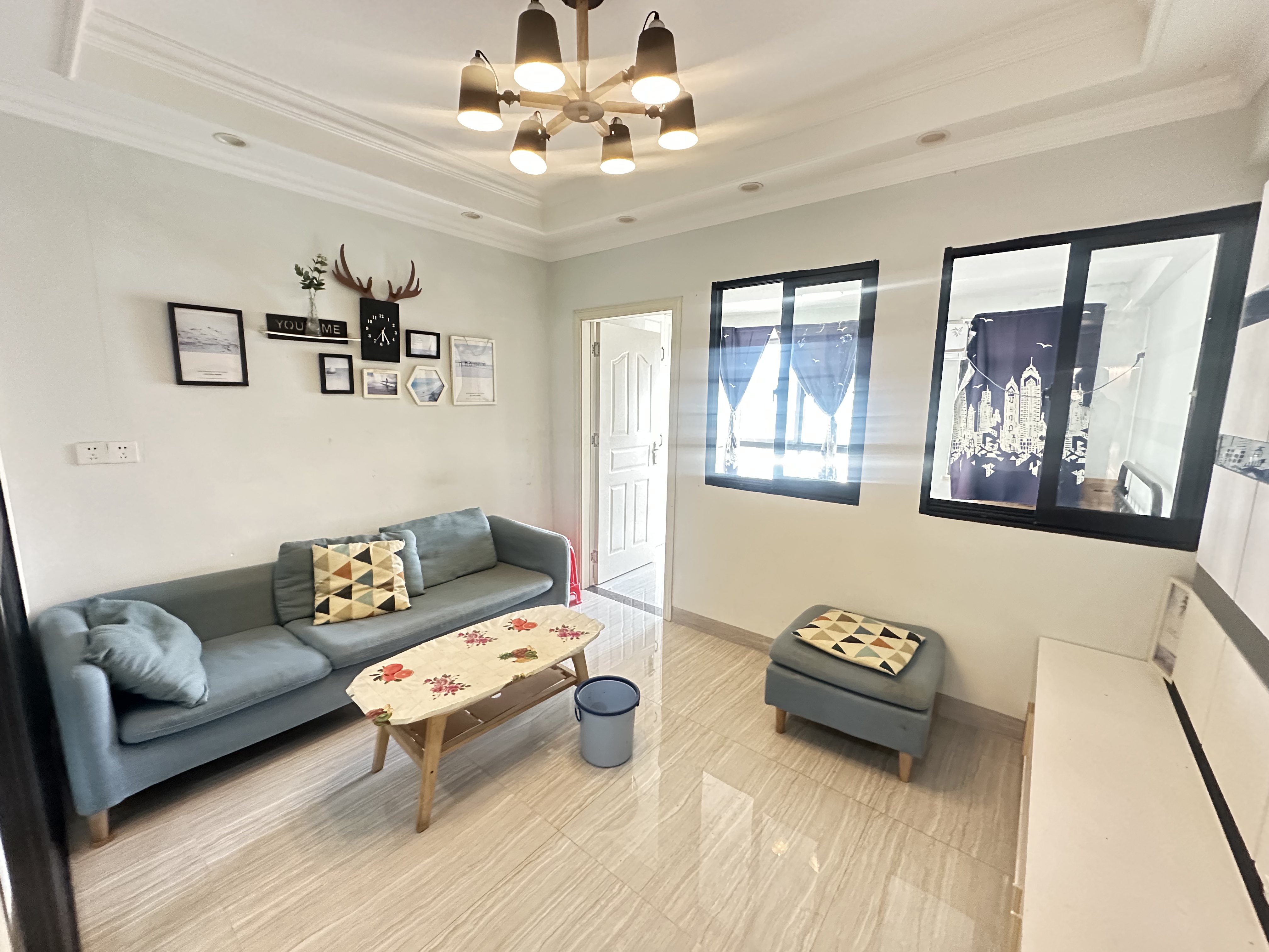 加州阳光 2室1厅1卫 1500.0元/月 加州阳光 2室1厅1卫 1500.0元/月室内图