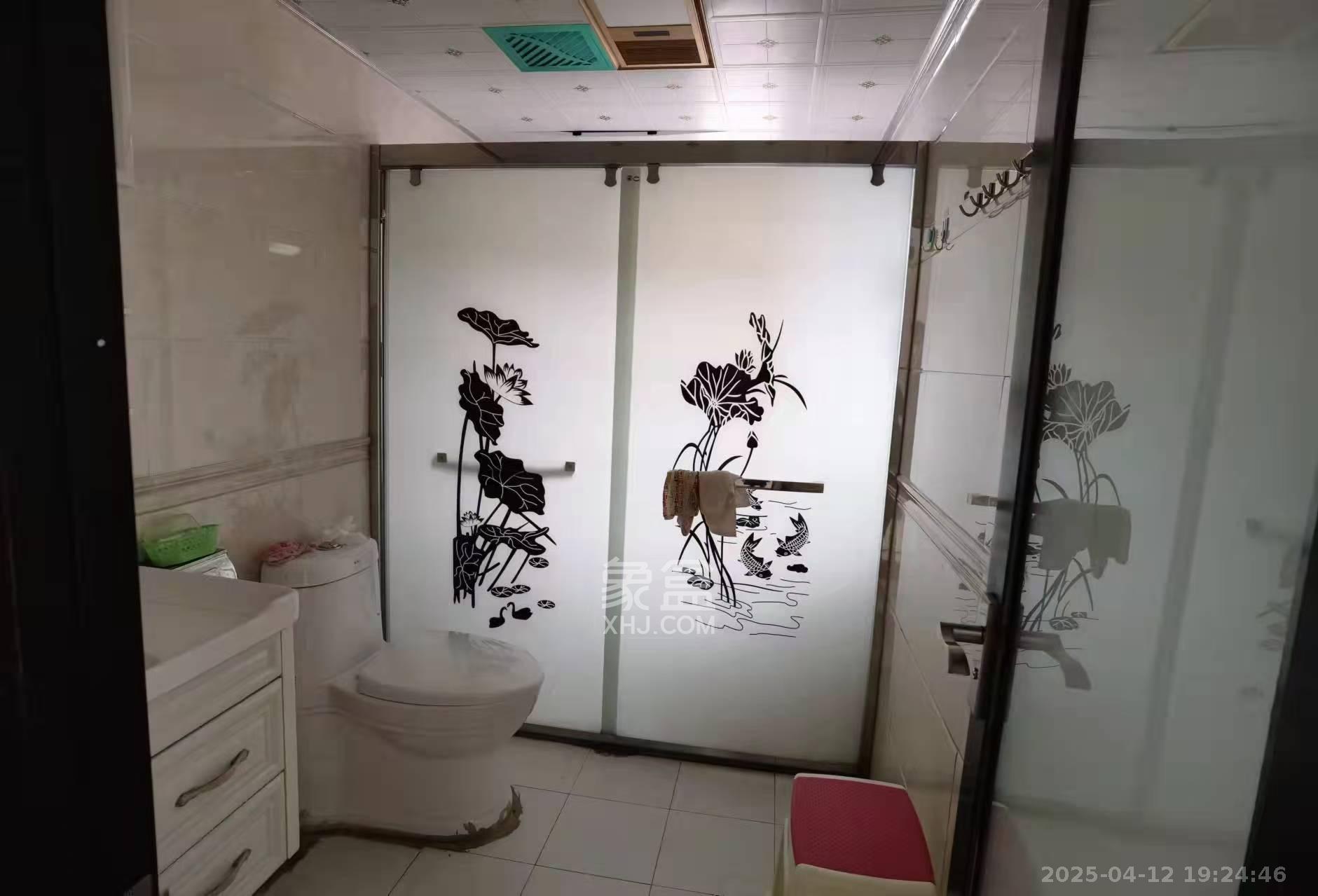 中信凯旋城(中信新城四期) 3室2厅2卫 2300.0元/月 中信凯旋城(中信新城四期) 3室2厅2卫 2300.0元/月室内图