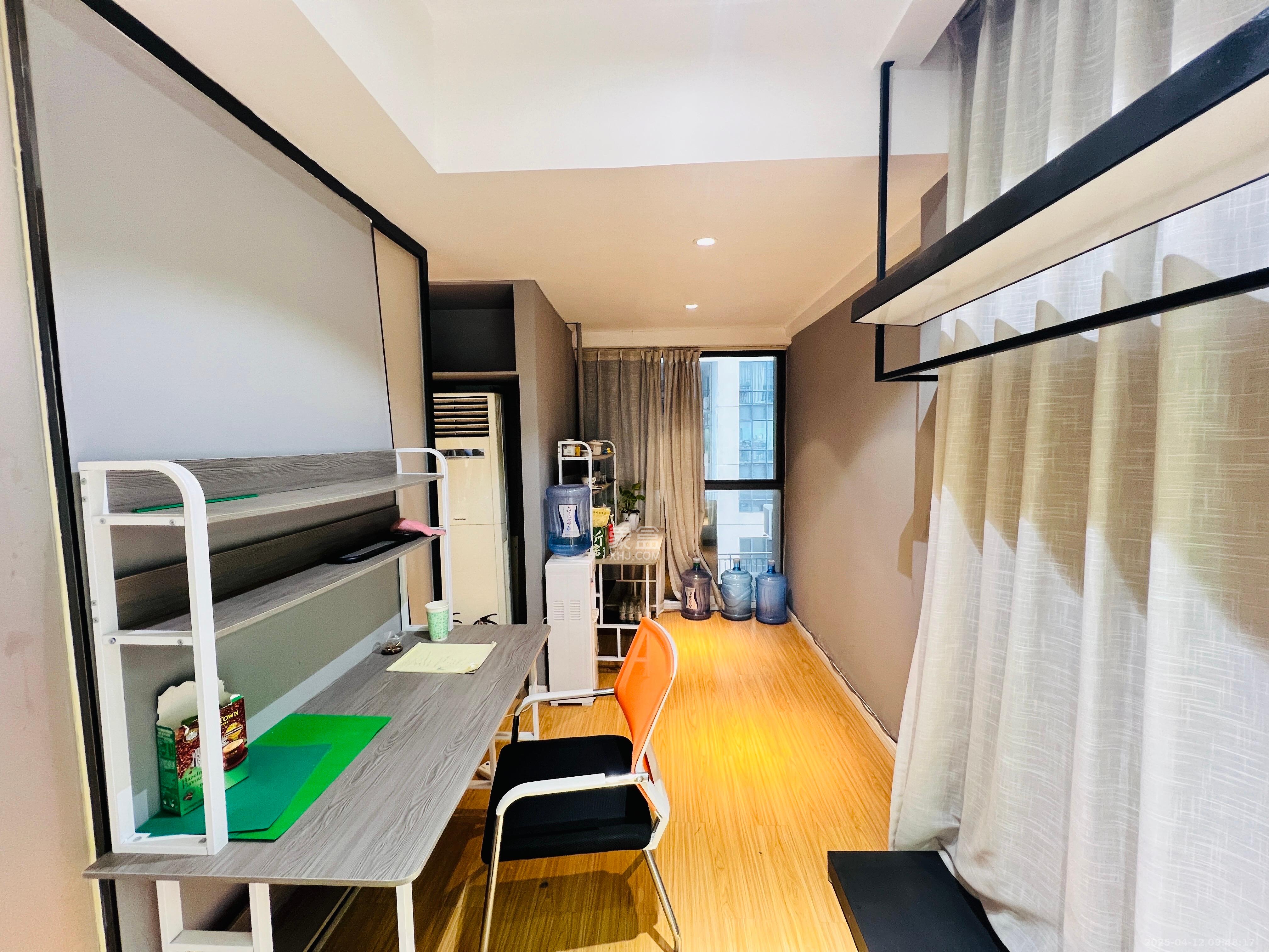 摩天一号  1室1厅1卫    4500.0元/月室内图