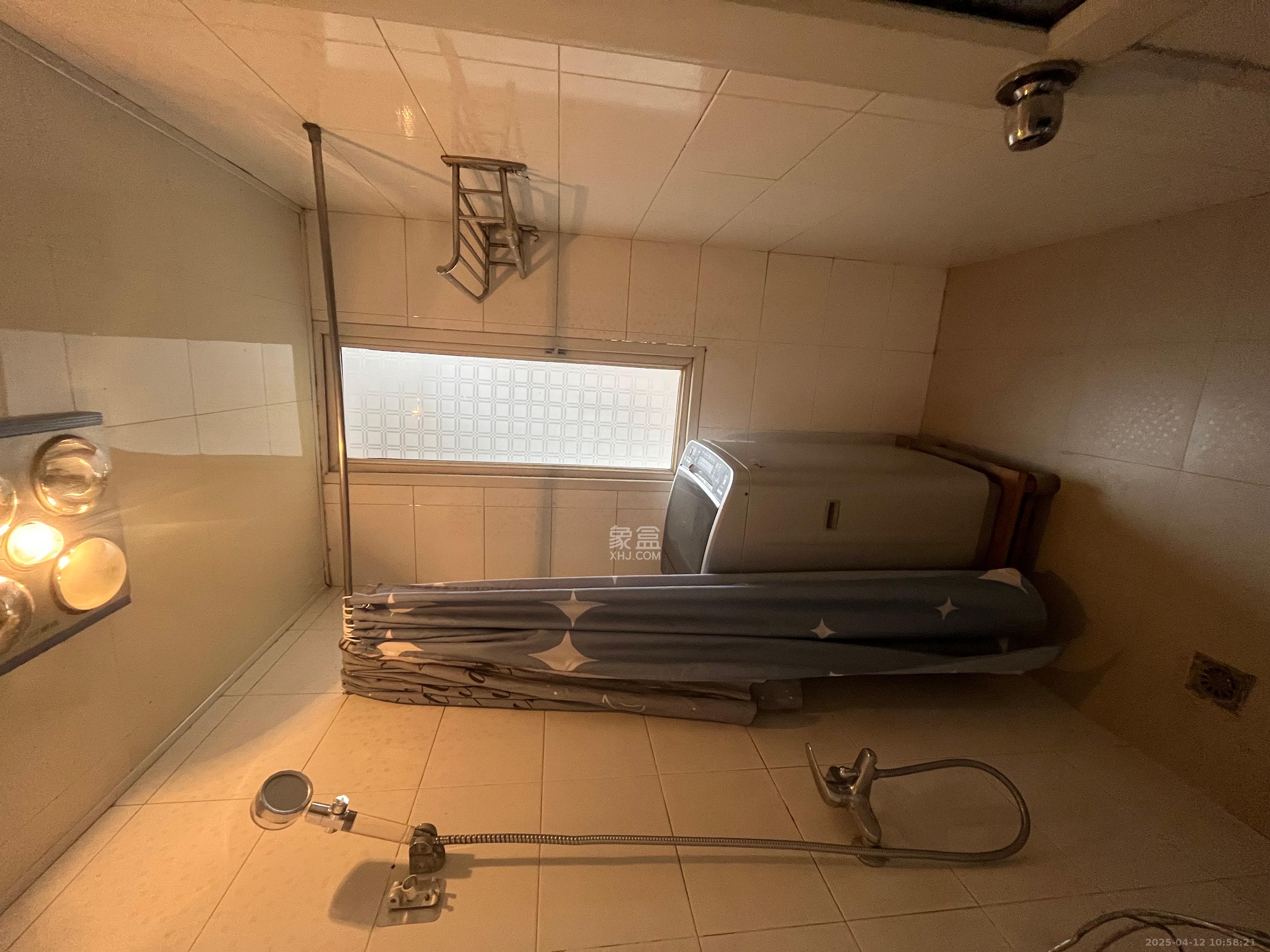 便河边散盘 3室2厅2卫 3200.0元/月 便河边散盘 3室2厅2卫 3200.0元/月室内图