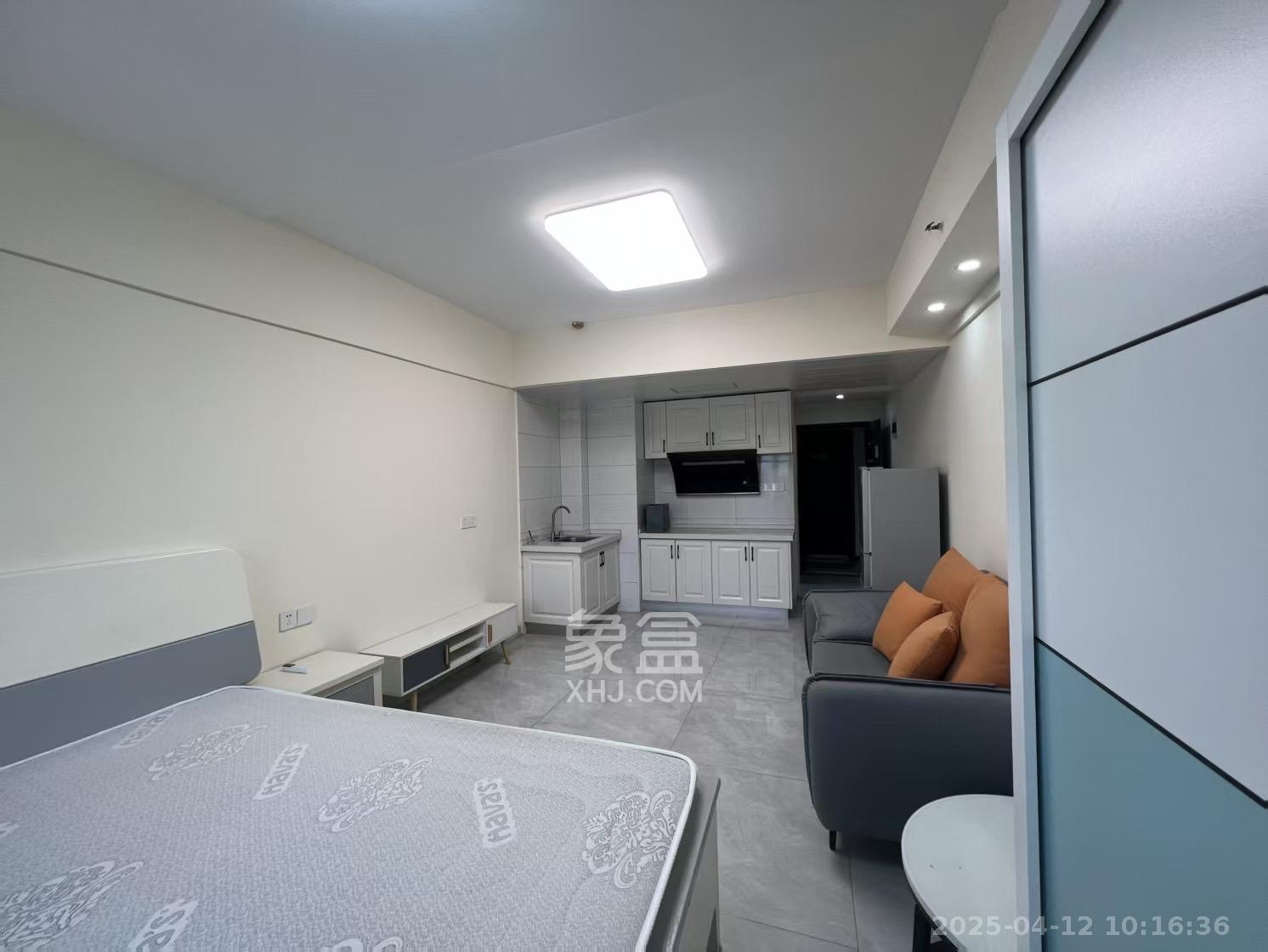 鑫远御文台一期 1室1厅1卫 1300.0元/月 鑫远御文台一期 1室1厅1卫 1300.0元/月室内图