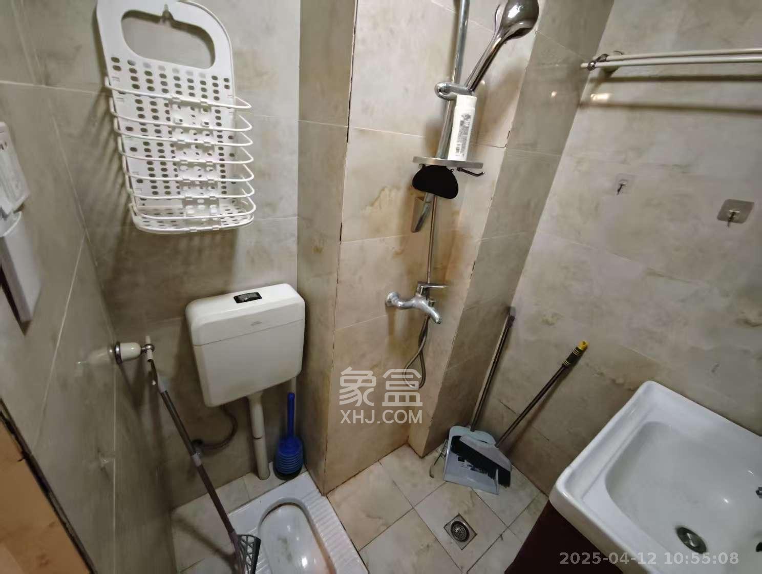 尊邸华庭  2室2厅1卫   2480.00元/月室内图