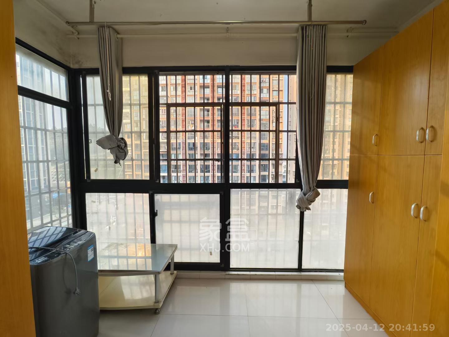 山水新城  2室1厅1卫   1800.00元/月室内图