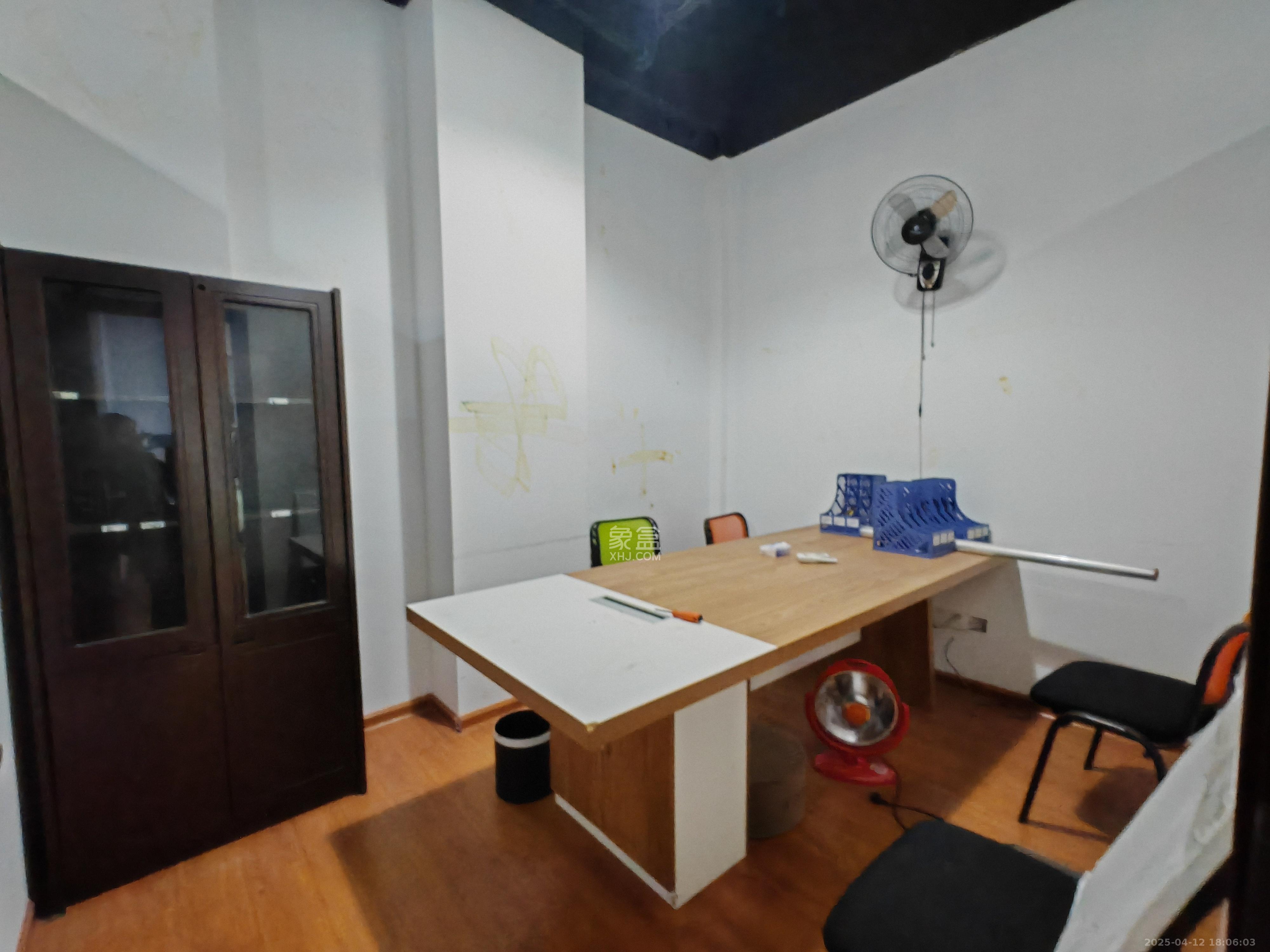 天健壹平方英里（天健芙蓉盛世二期）   98.0㎡      5000.0元/月