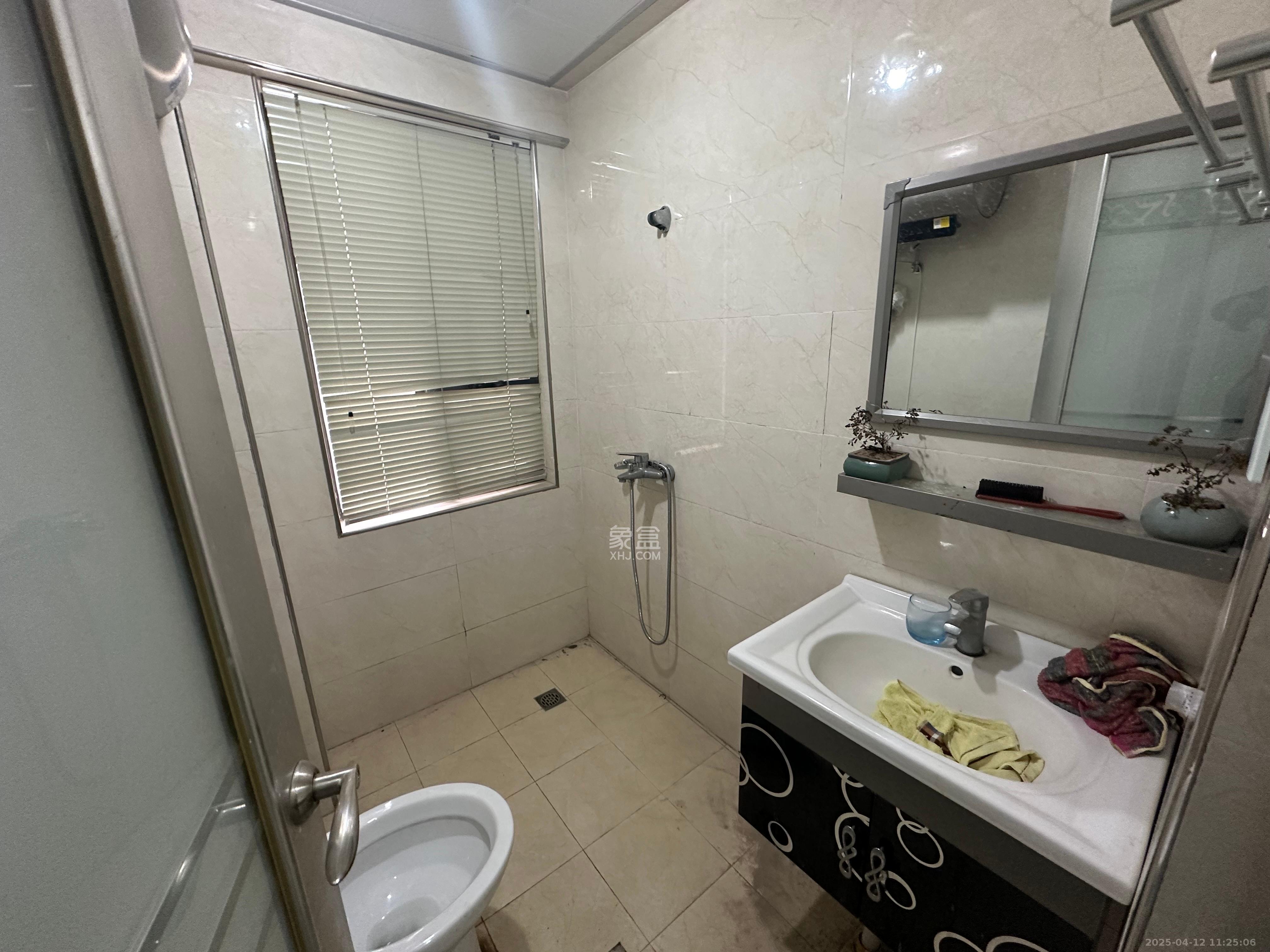 钰龙天下二期(钰龙佳园) 1室1厅1卫 1600.0元/月 钰龙天下二期(钰龙佳园) 1室1厅1卫 1600.0元/月室内图