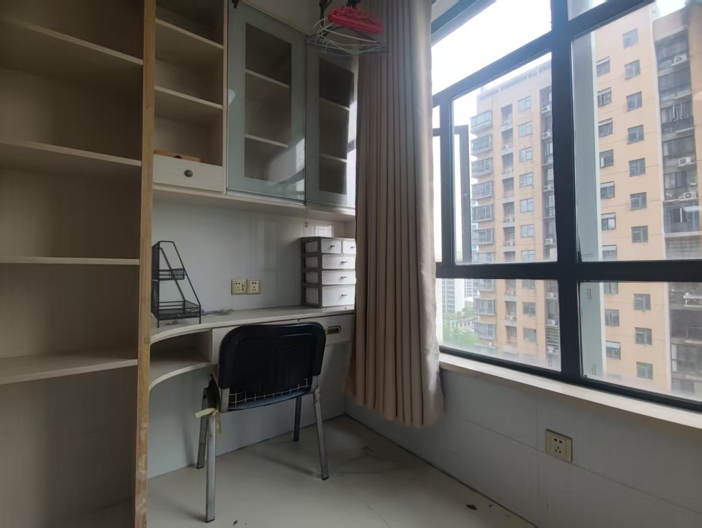 梓山湖公馆 1室1厅1卫 1200.0元/月 梓山湖公馆 1室1厅1卫 1200.0元/月室内图