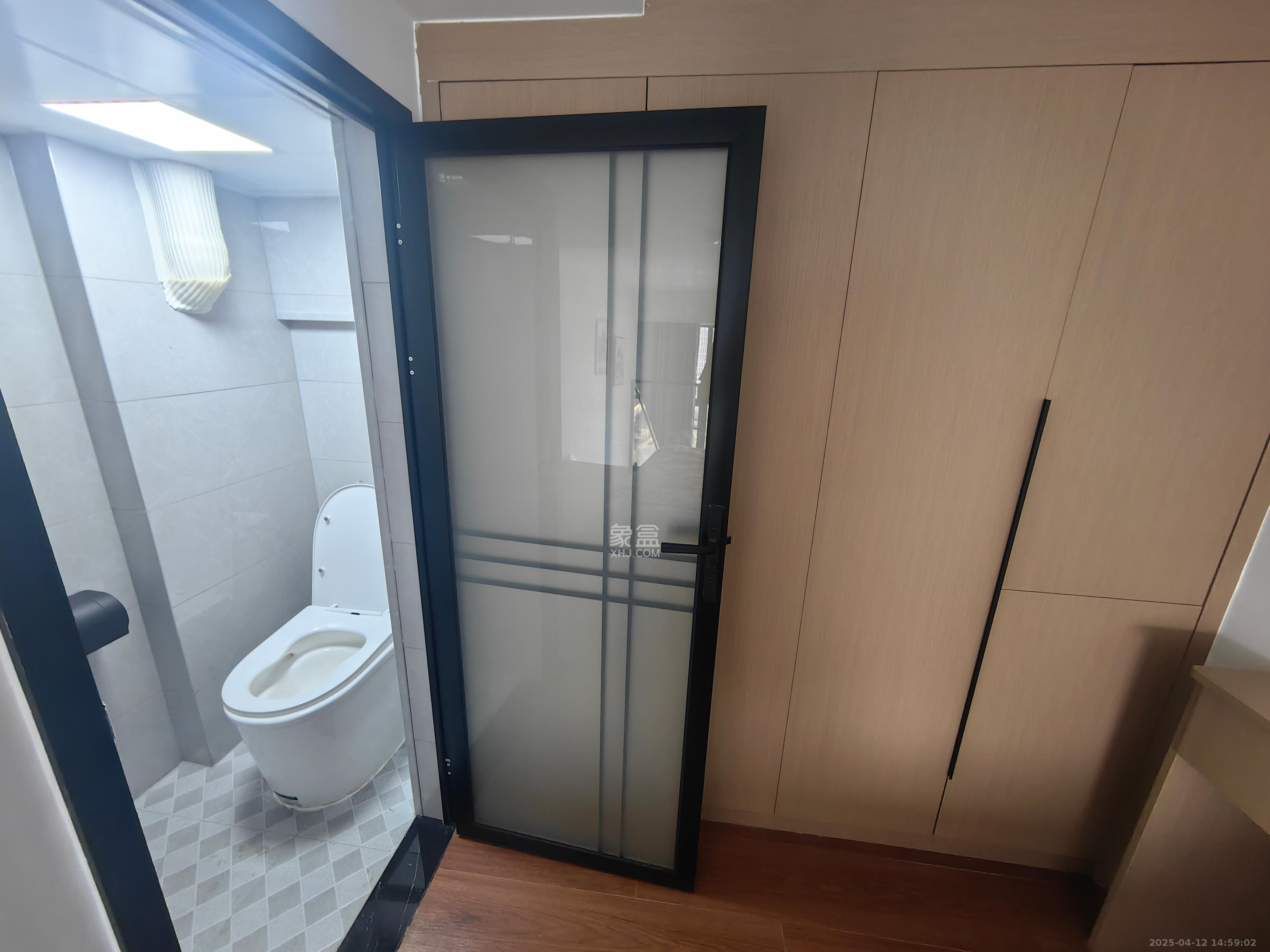 梅溪湖家居建材城  1室0厅0卫    1200.0元/月 梅溪湖家居建材城  1室0厅0卫    1200.0元/月室内图