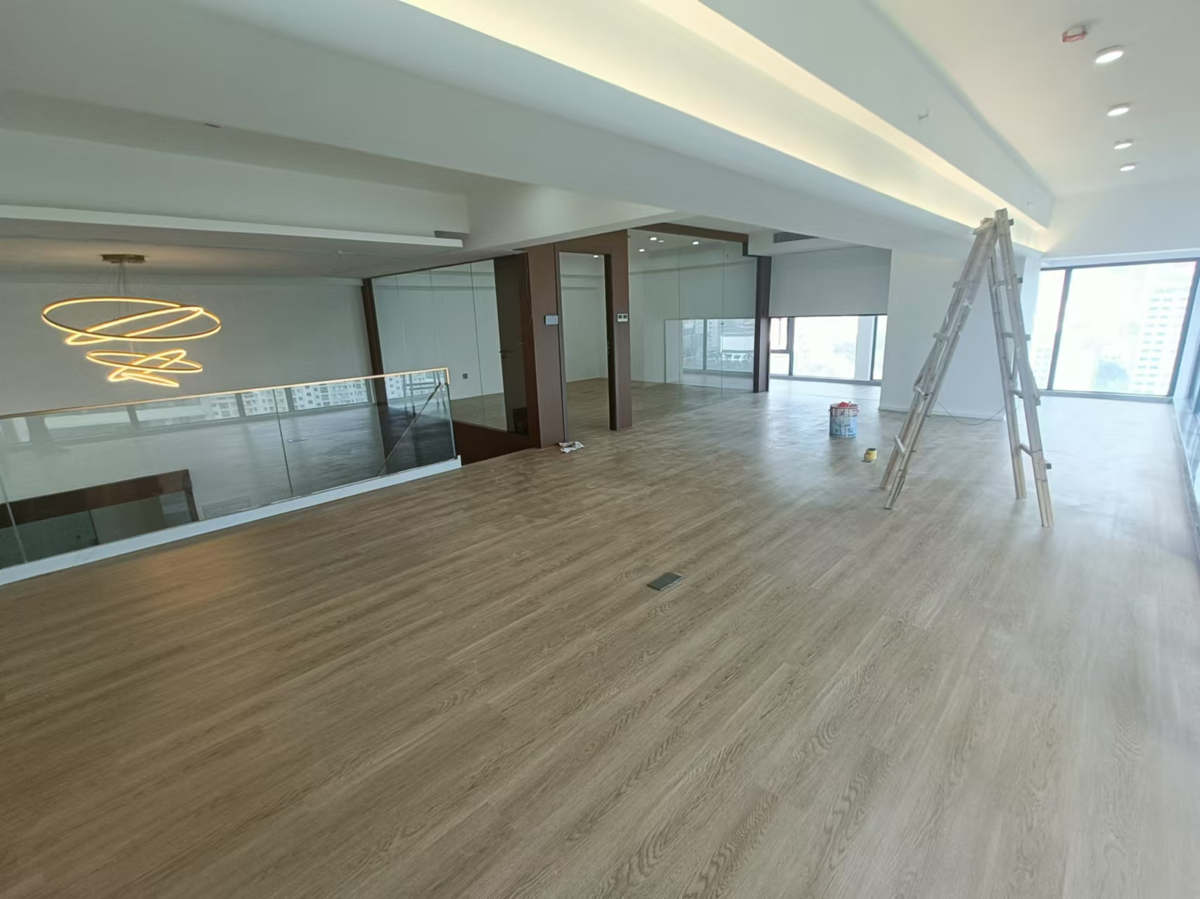 绿地领海广场 1室1厅1卫 11000.0元/月 绿地领海广场 1室1厅1卫 11000.0元/月室内图