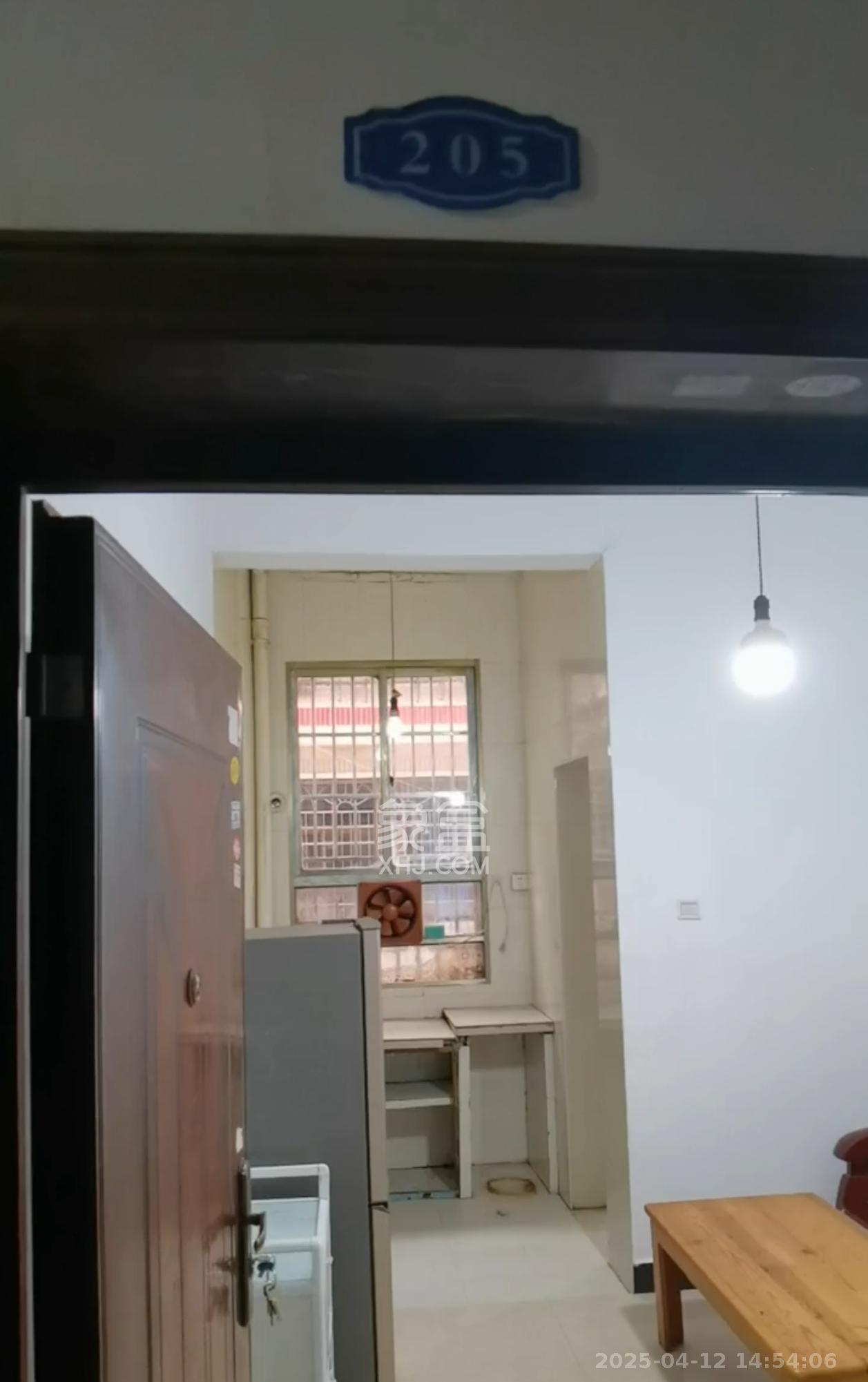 红星农民新村 1室1厅1卫 1100.0元/月 红星农民新村 1室1厅1卫 1100.0元/月室内图