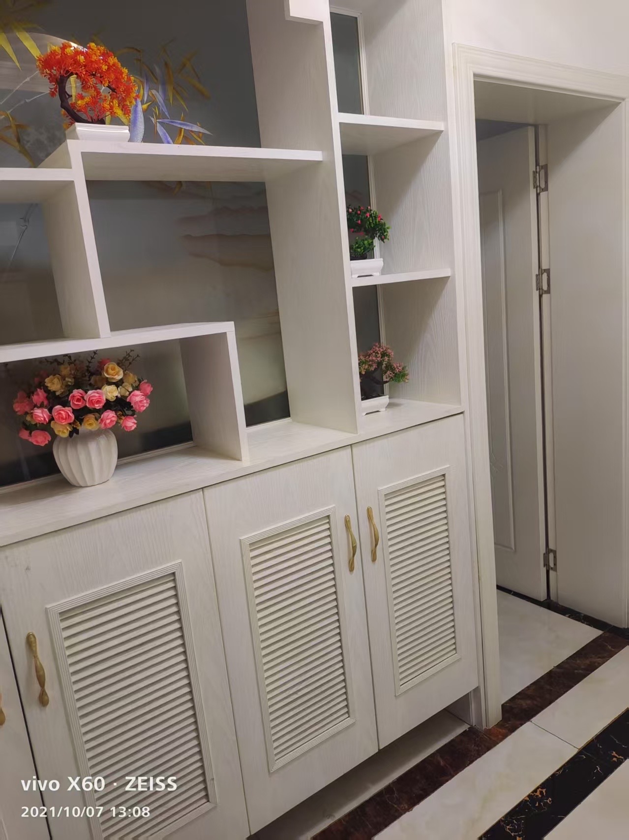 五洲锦城  4室2厅2卫    92.8万客厅