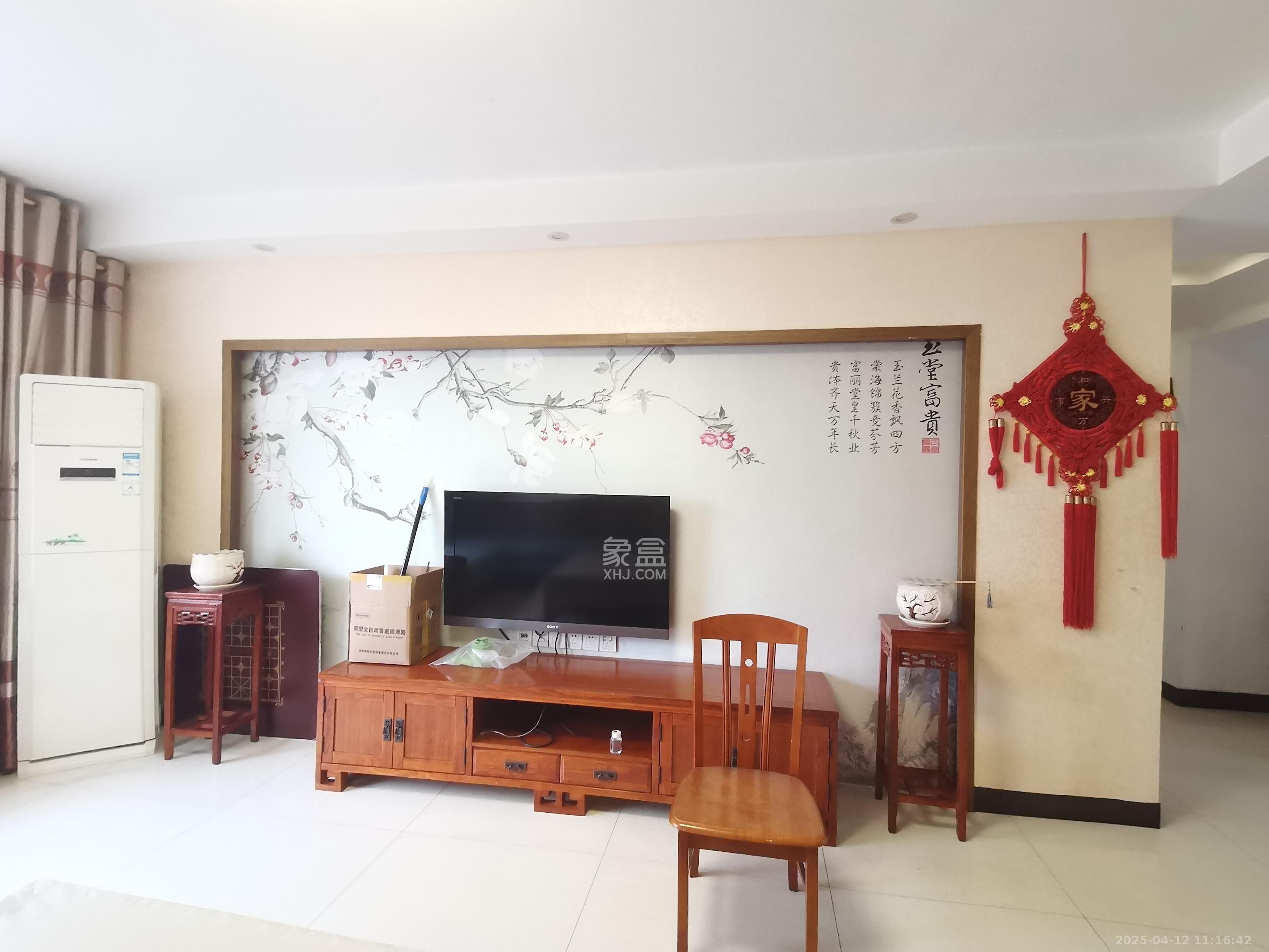 嘉盛华庭(一期、二期、三期) 3室2厅1卫 2900.0元/月 嘉盛华庭(一期、二期、三期) 3室2厅1卫 2900.0元/月室内图