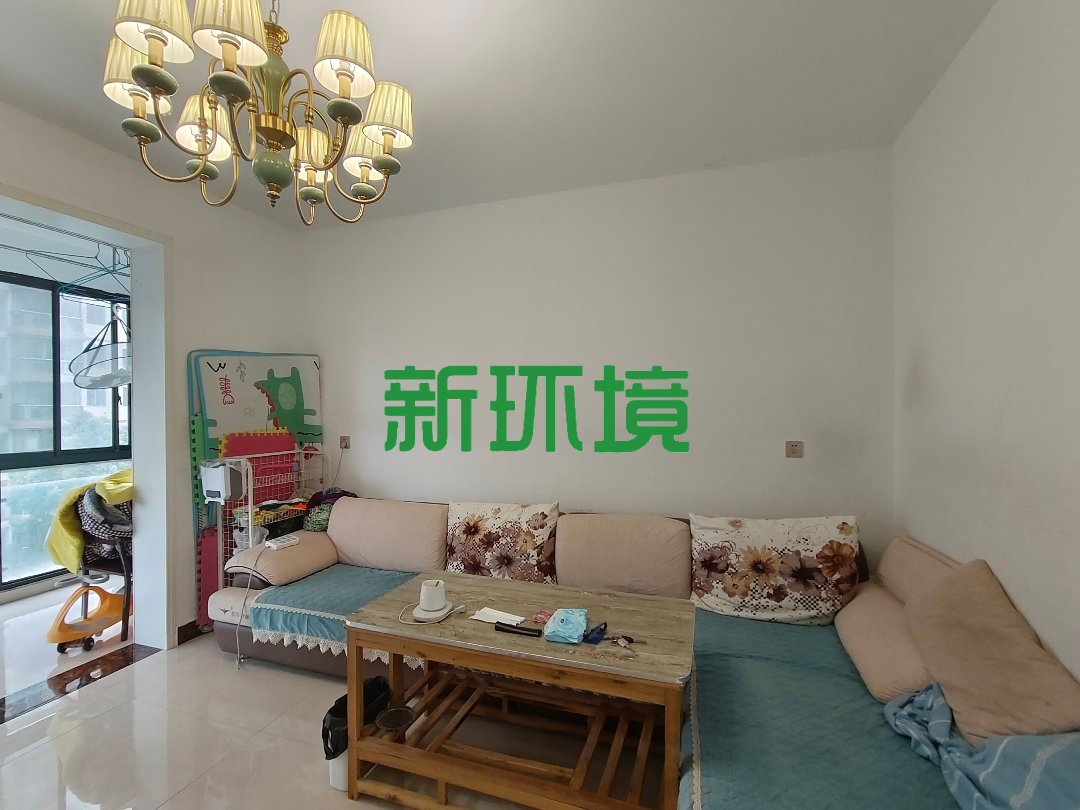 阳光水岸  2室2厅1卫   53.80万客厅