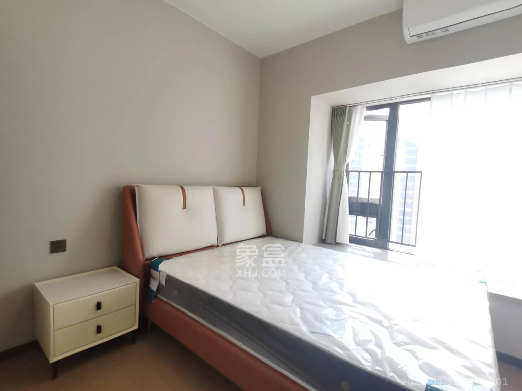 时代梅溪领峰  3室2厅2卫   3500.00元/月室内图