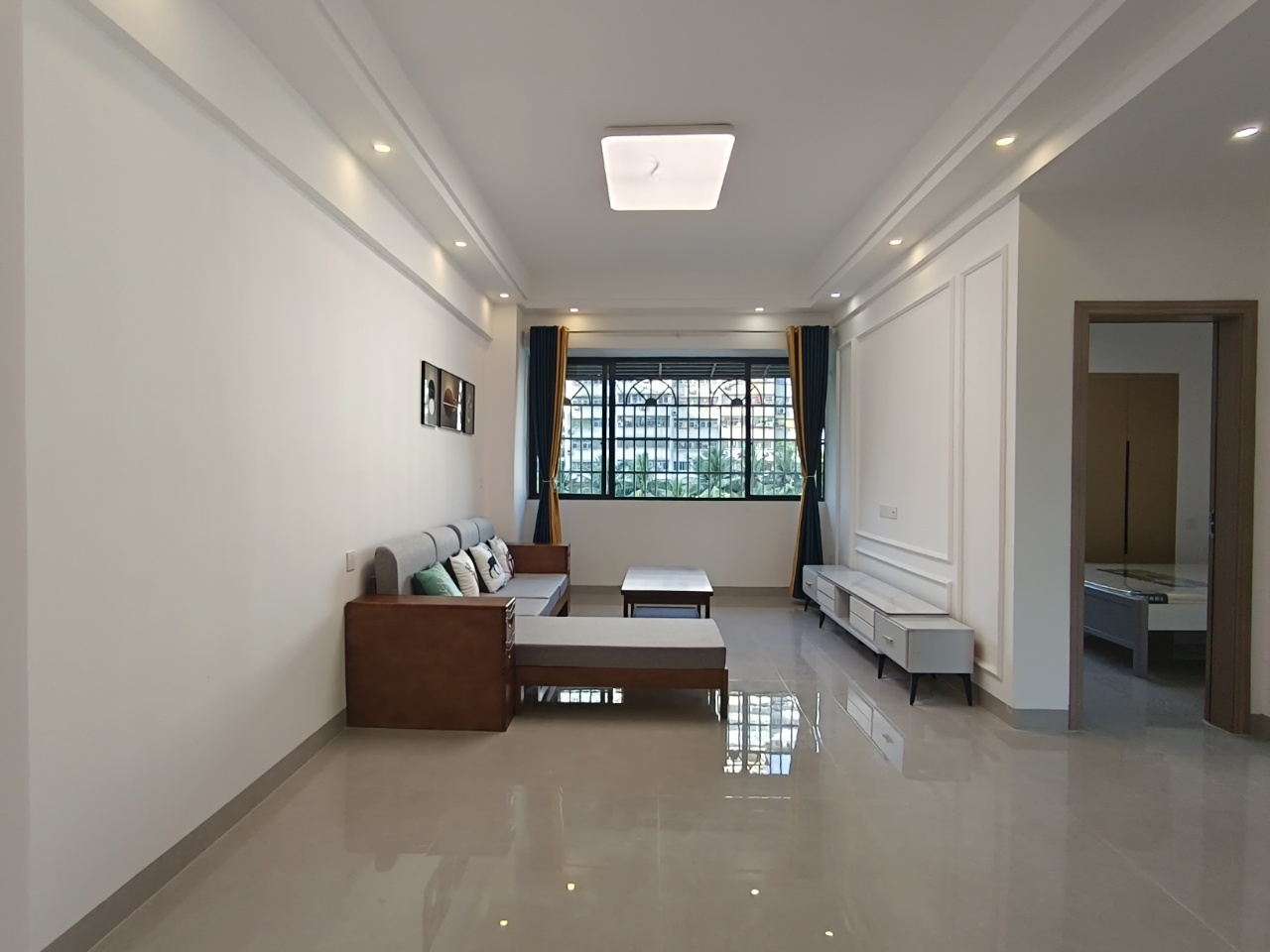 新景立大厦  3室2厅1卫    98.0万 新景立大厦  3室2厅1卫    98.0万