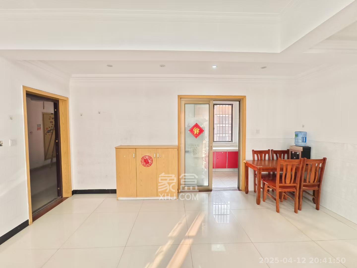 山水新城  2室1厅1卫   1800.00元/月室内图