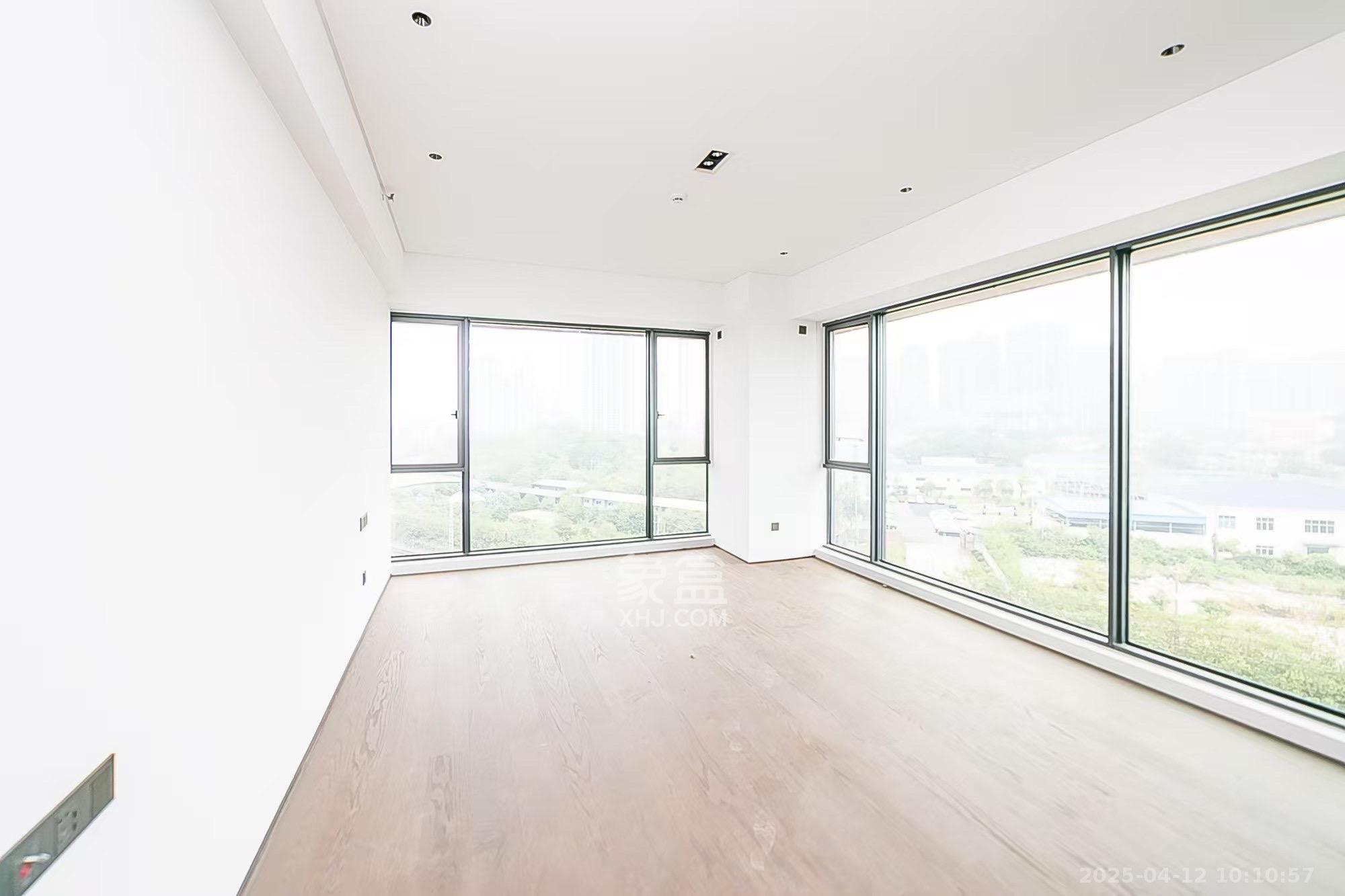 万科紫台  4室2厅3卫   15000.00元/月室内图
