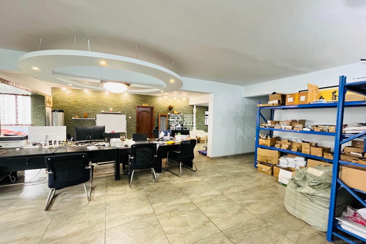 同鑫家园  3室2厅1卫    5000.0元/月 同鑫家园  3室2厅1卫    5000.0元/月室内图