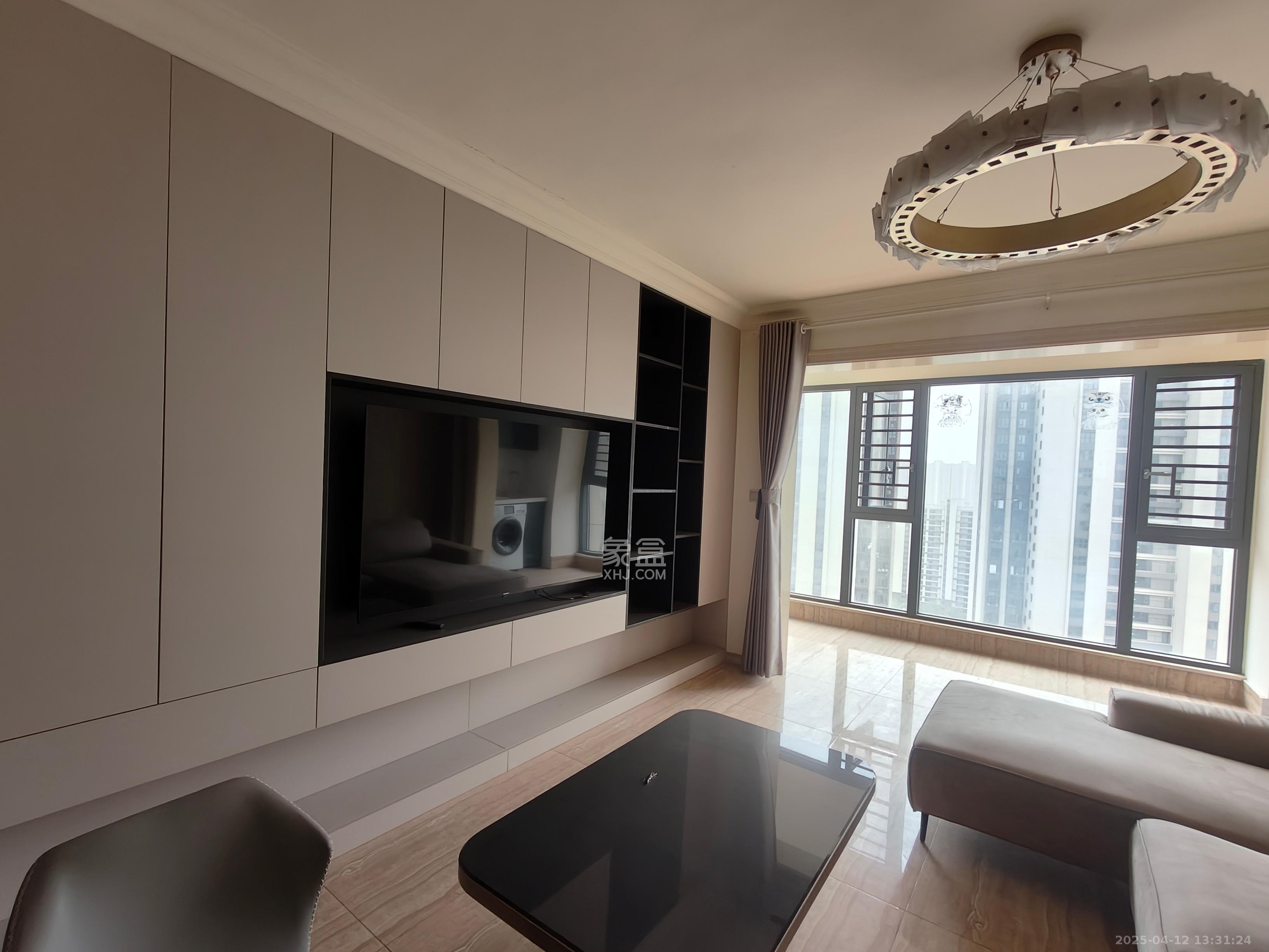 碧桂园培文府锦园 4室2厅2卫 2400.0元/月 碧桂园培文府锦园 4室2厅2卫 2400.0元/月室内图